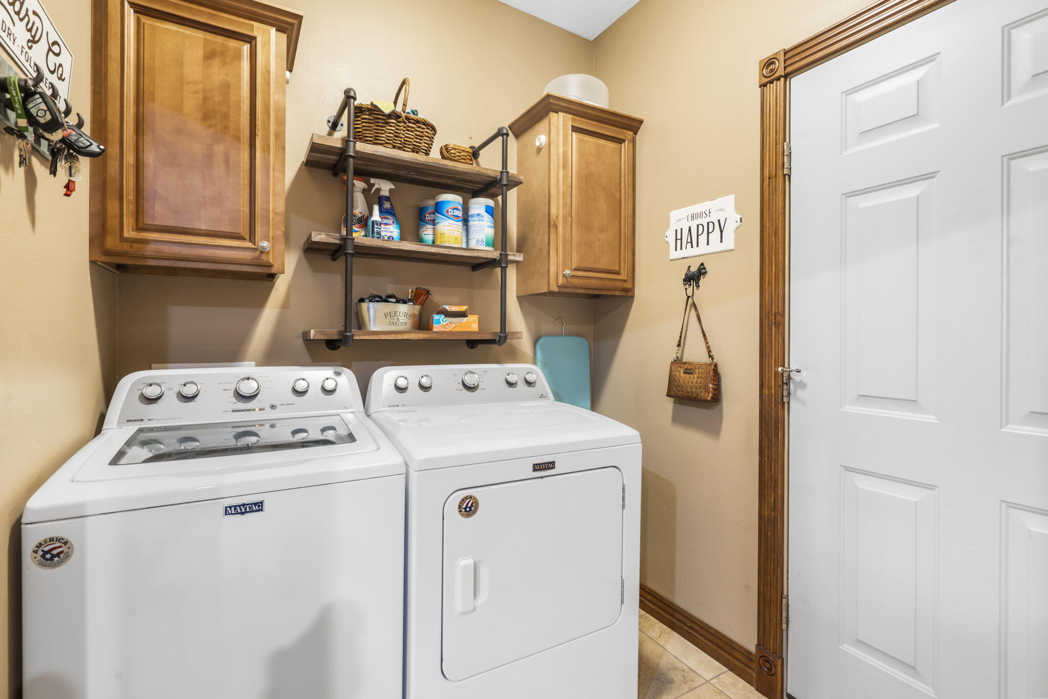2410 West Deerbrooke Trail Property Photo 13