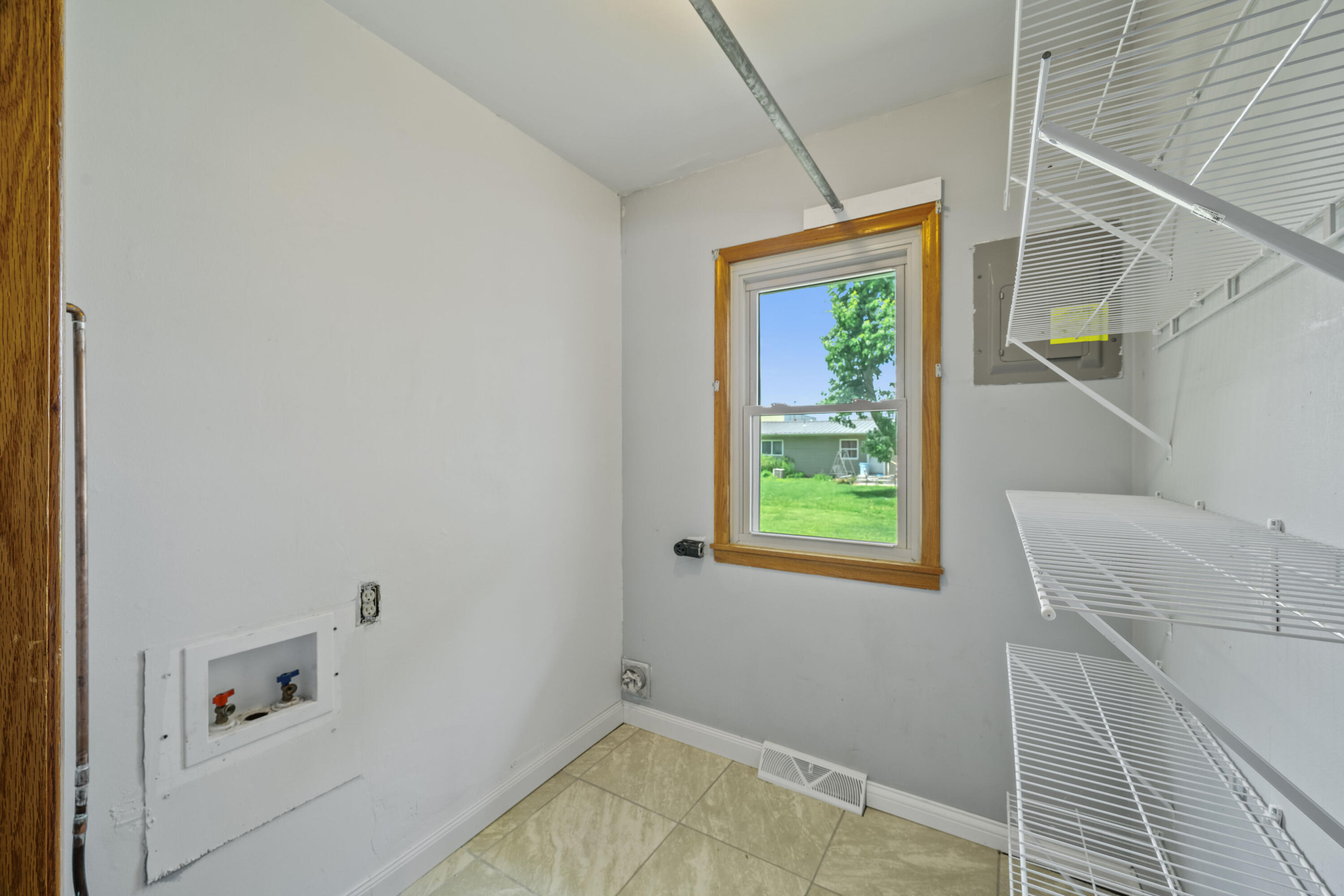 103 North Spring Street Property Photo 22