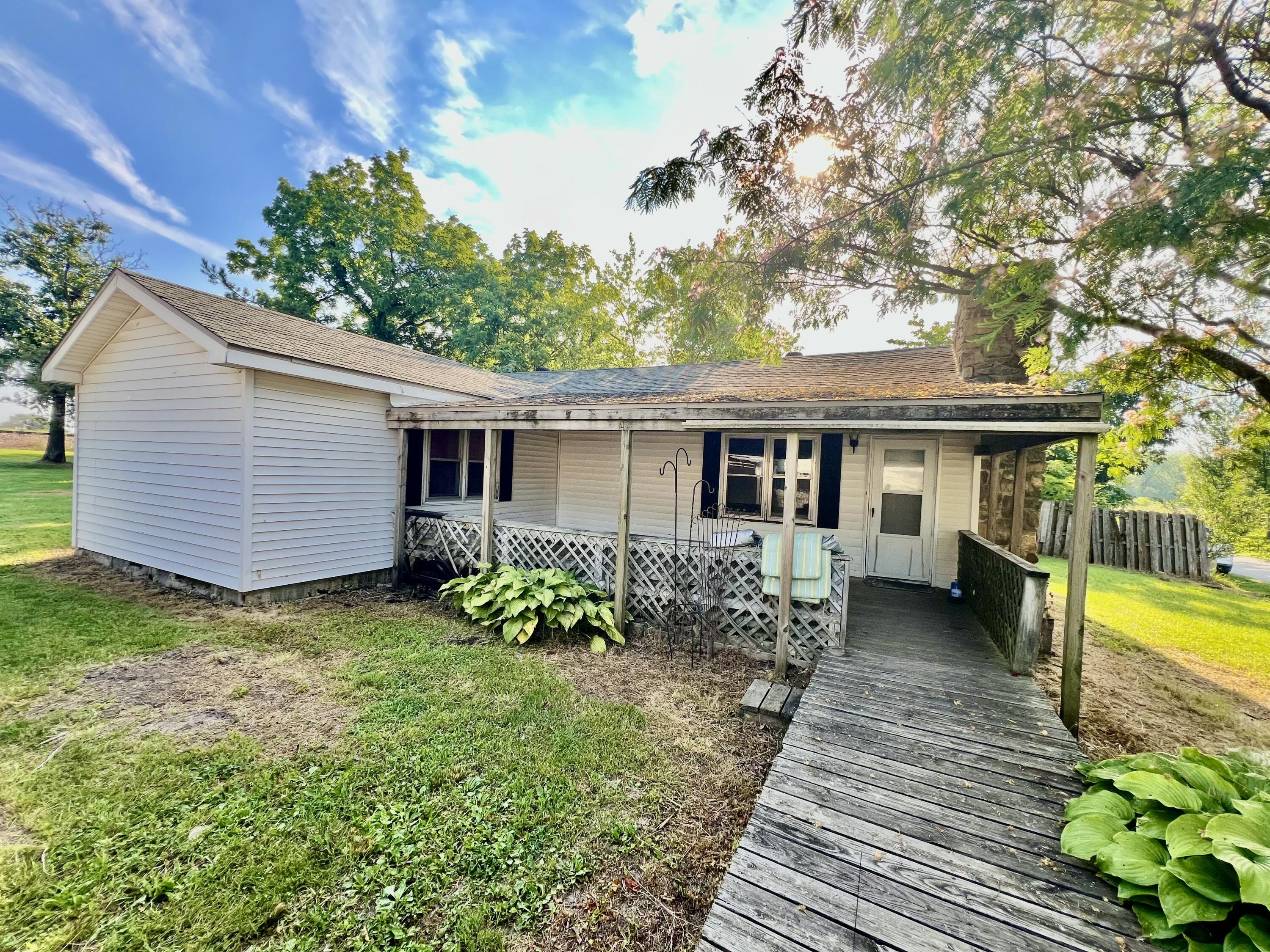 558 West Ragsdale Street Property Photo 19