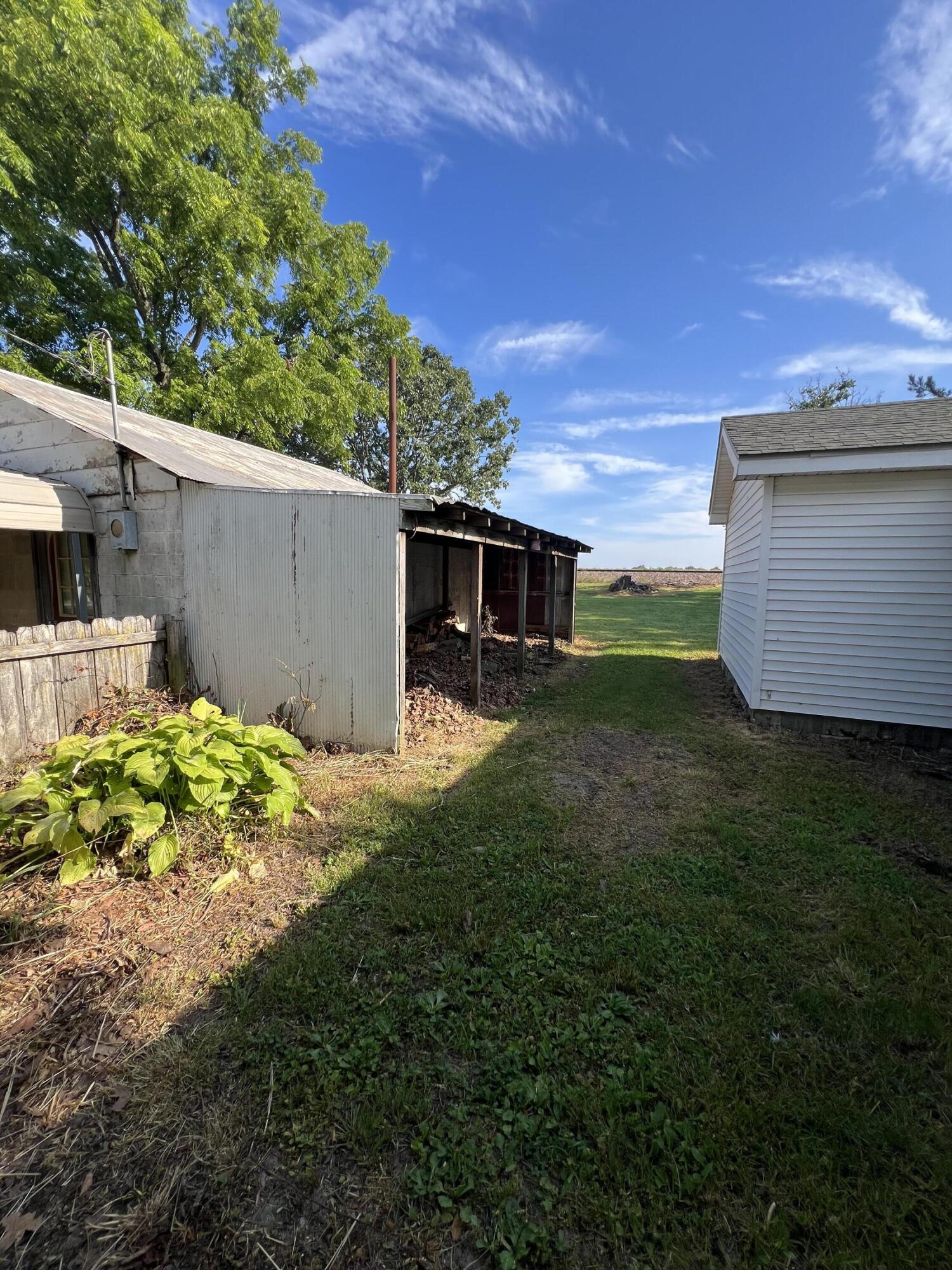 558 West Ragsdale Street Property Photo 20