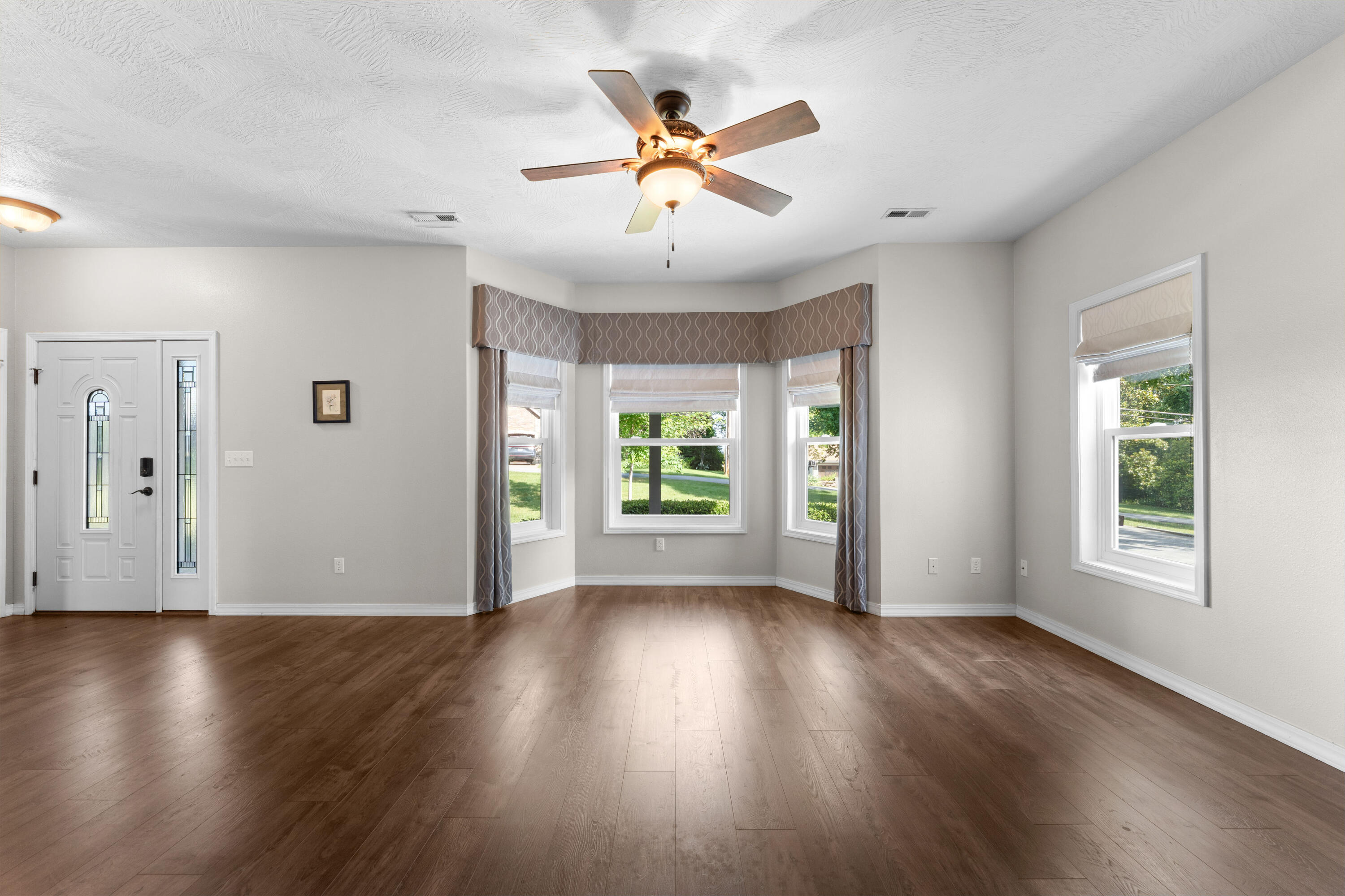 471 Table Rock Heights Property Photo 7