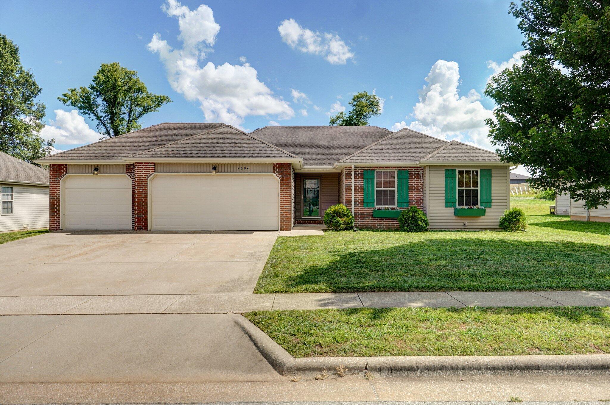 4804 West Skyler Drive Property Photo 1