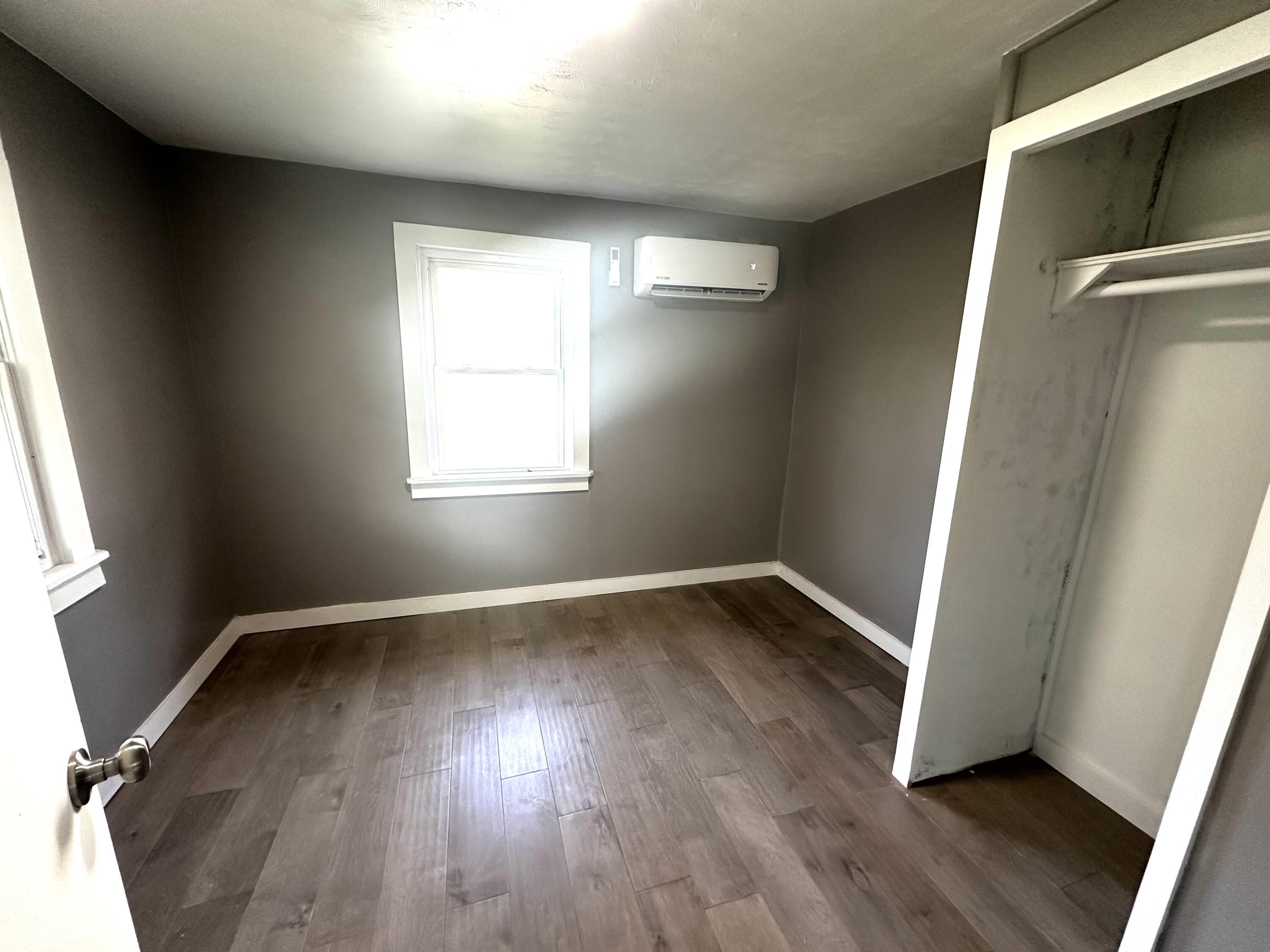 2609 West Lombard Street Property Photo 8