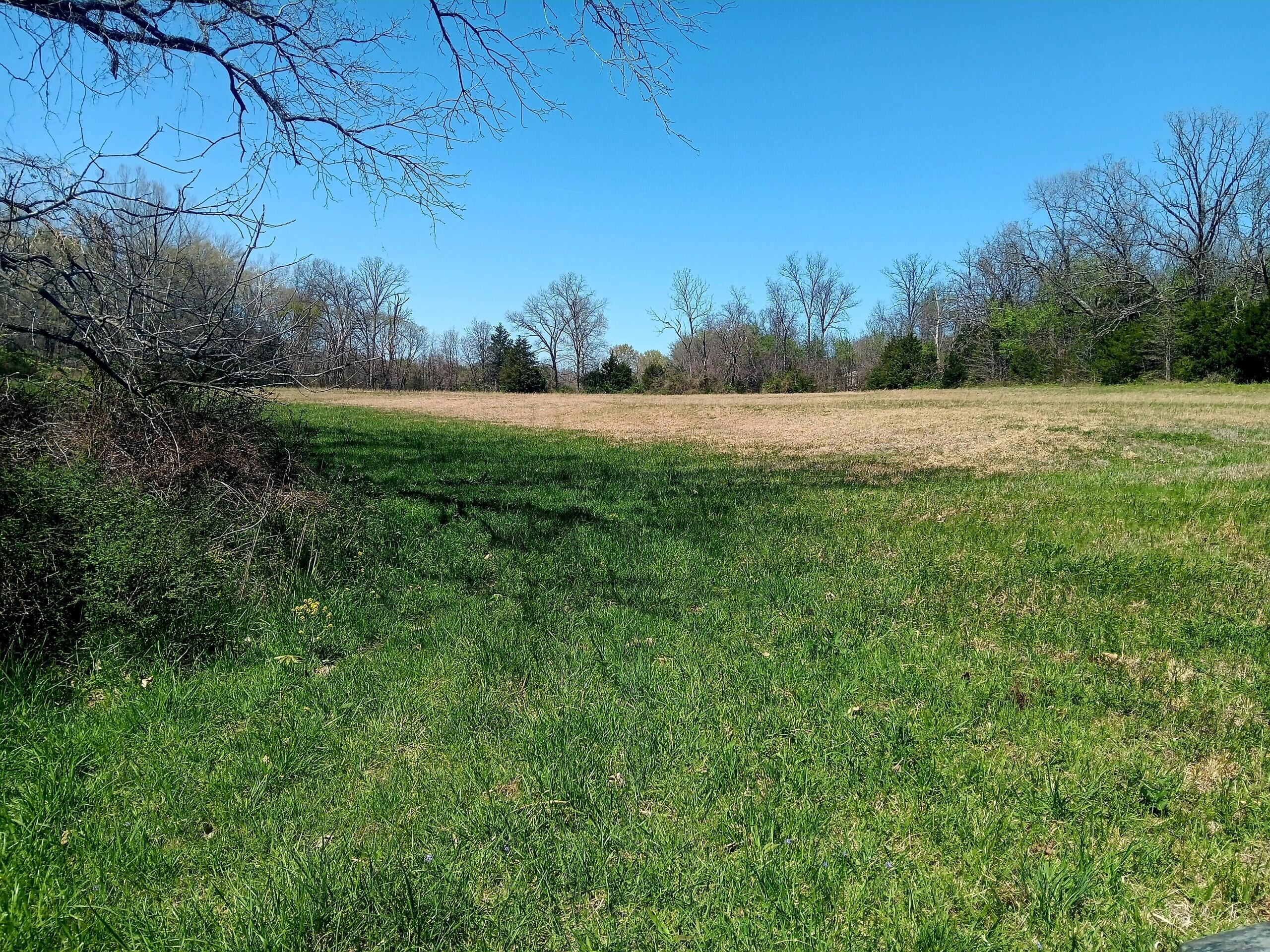 602 Southeast 400 Road Property Photo 3