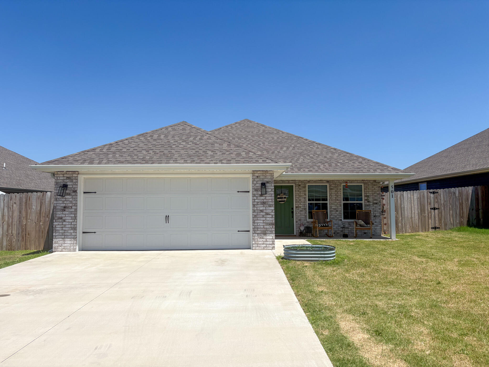 501 Azalea Street Property Photo 1