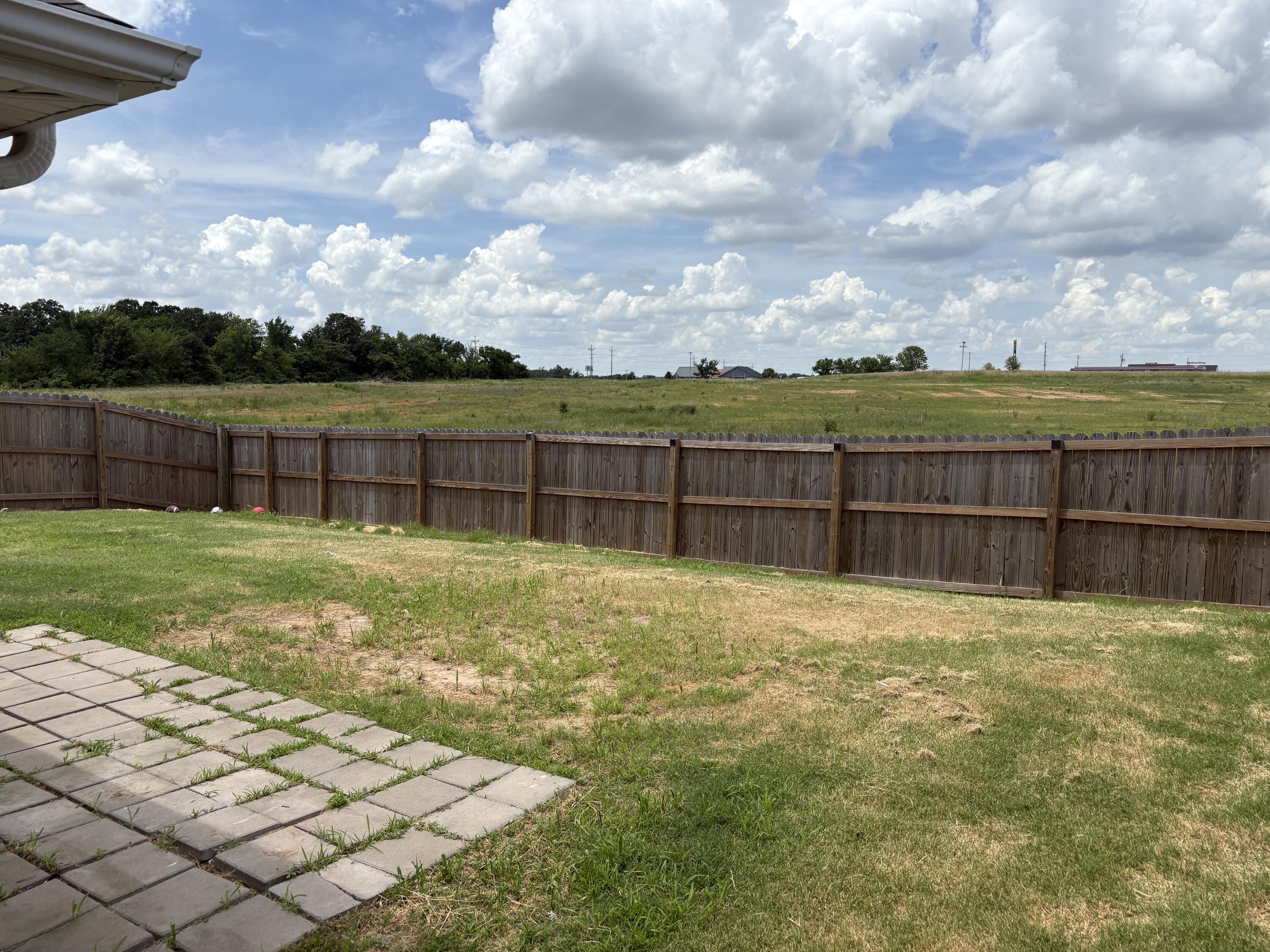 501 Azalea Street Property Photo 22