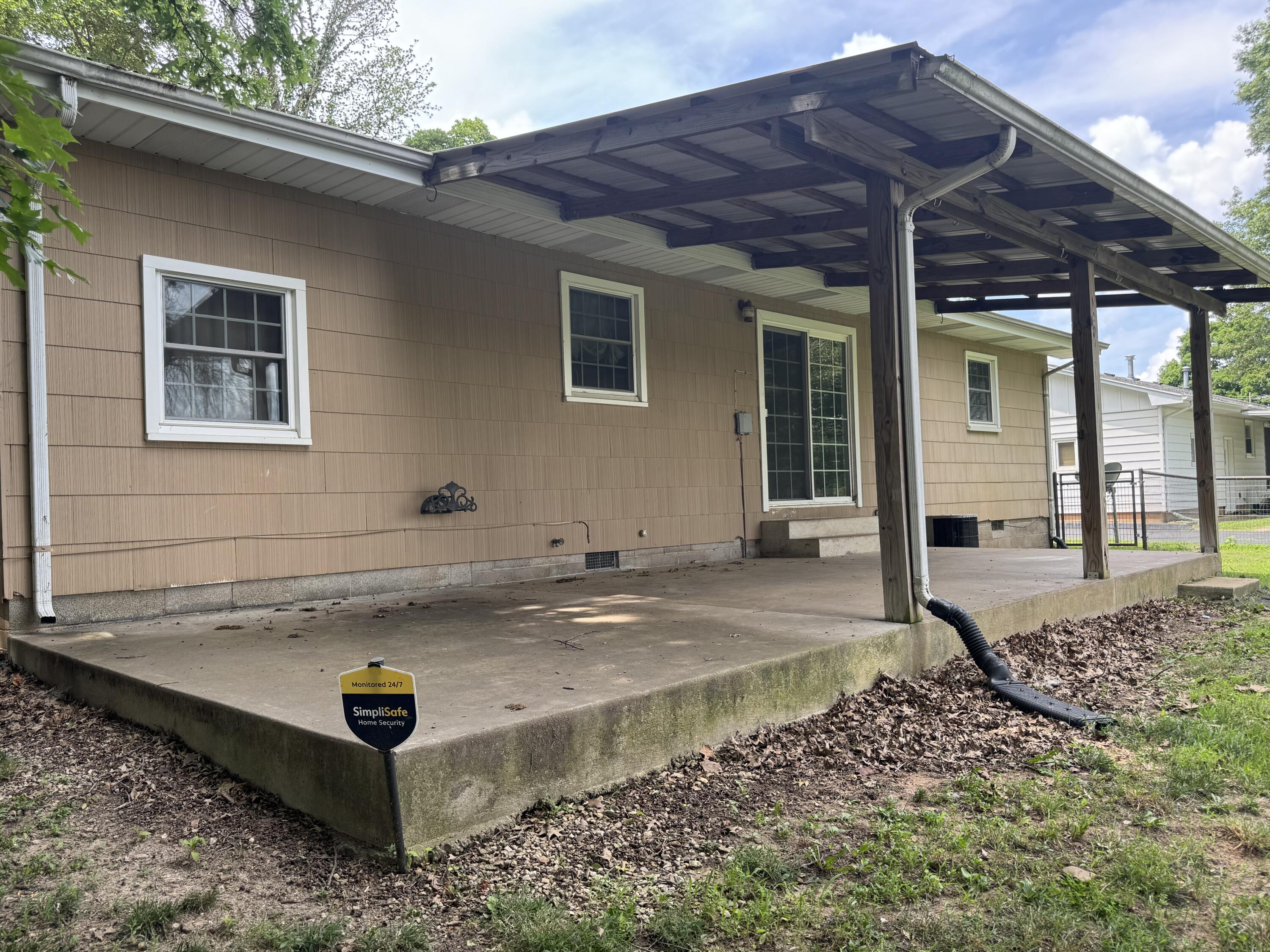 606 East Prairie Lane Property Photo 3