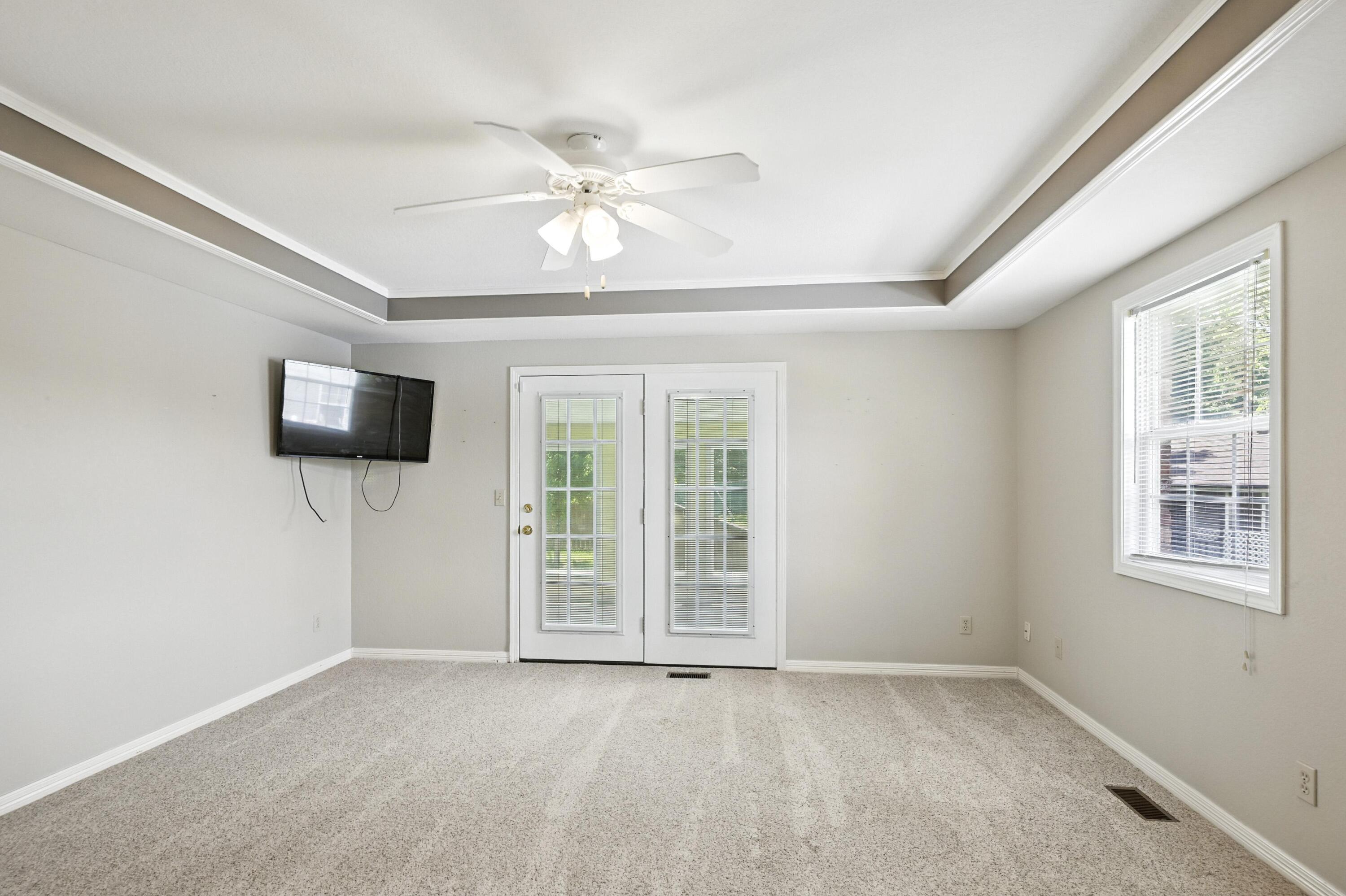 1225 Skyline Drive Property Photo 16