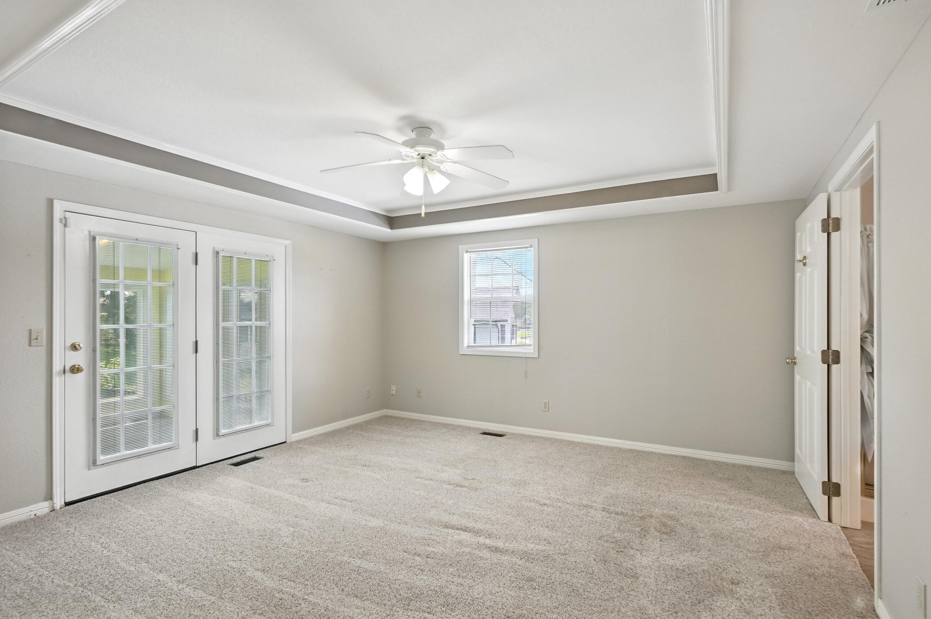 1225 Skyline Drive Property Photo 17