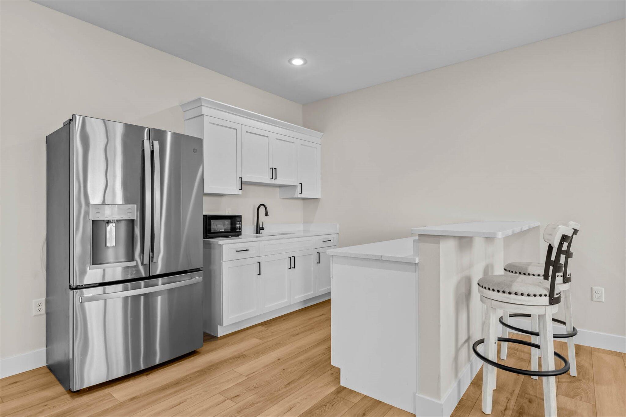 5988 South Holland Avenue Property Photo 30