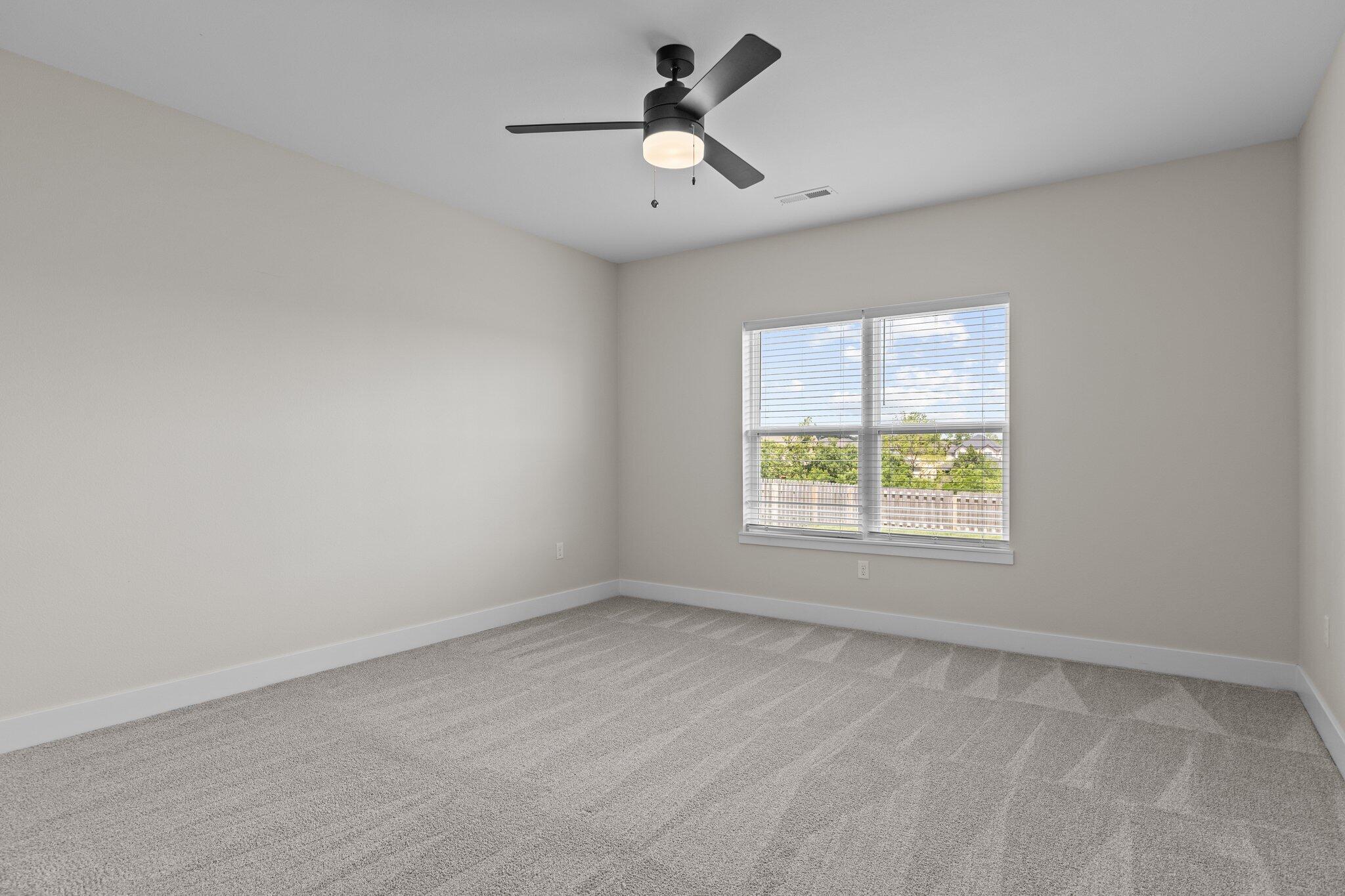 5988 South Holland Avenue Property Photo 31