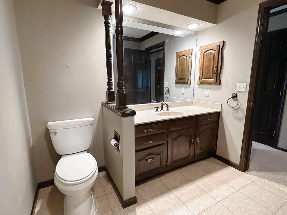 114 West Carman Road Property Photo 30