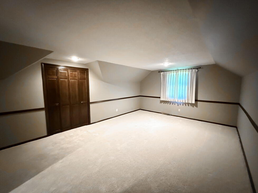 114 West Carman Road Property Photo 34