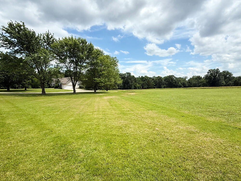 114 West Carman Road Property Photo 48
