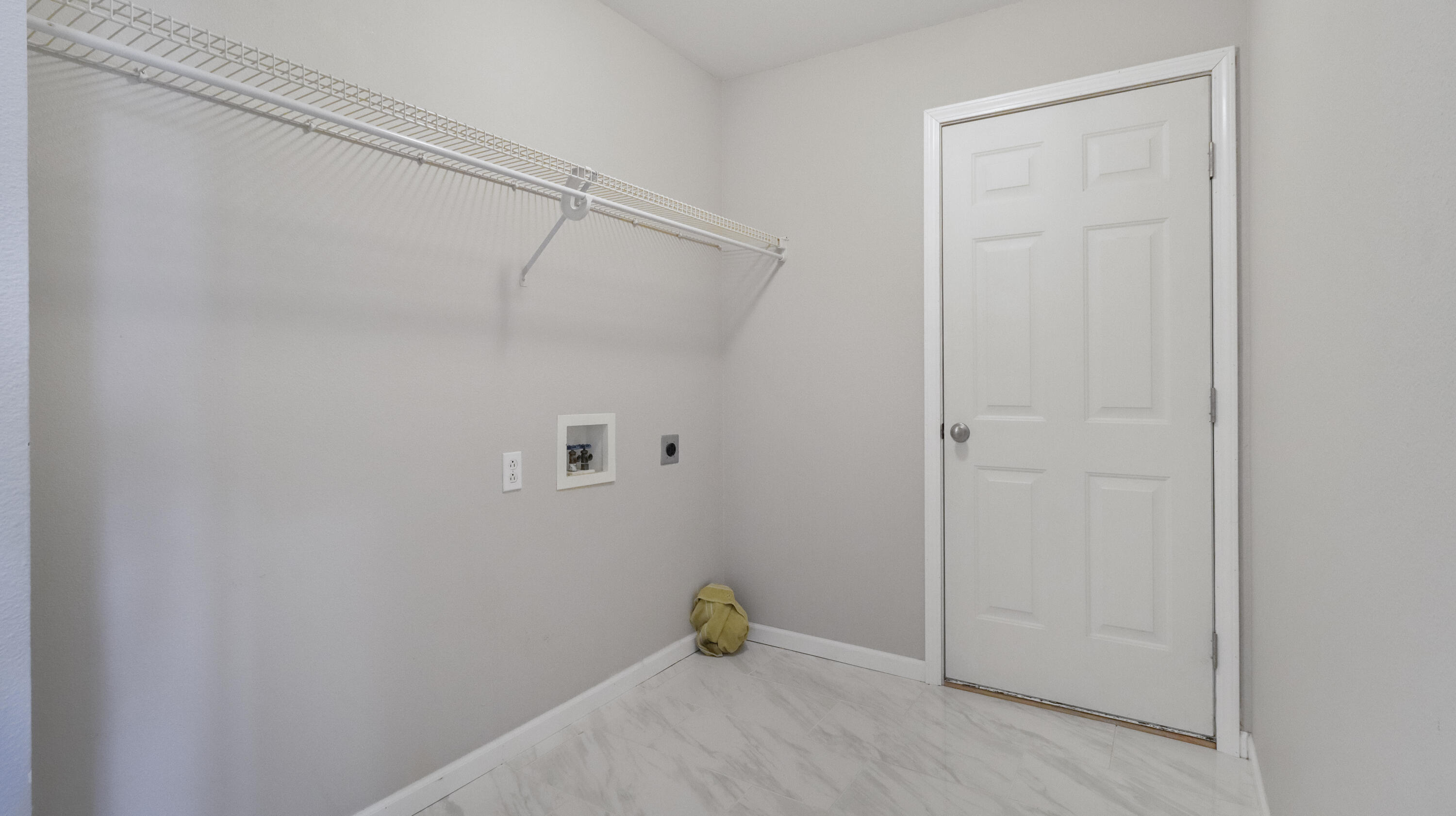 2607 Mayfield Drive Property Photo 13