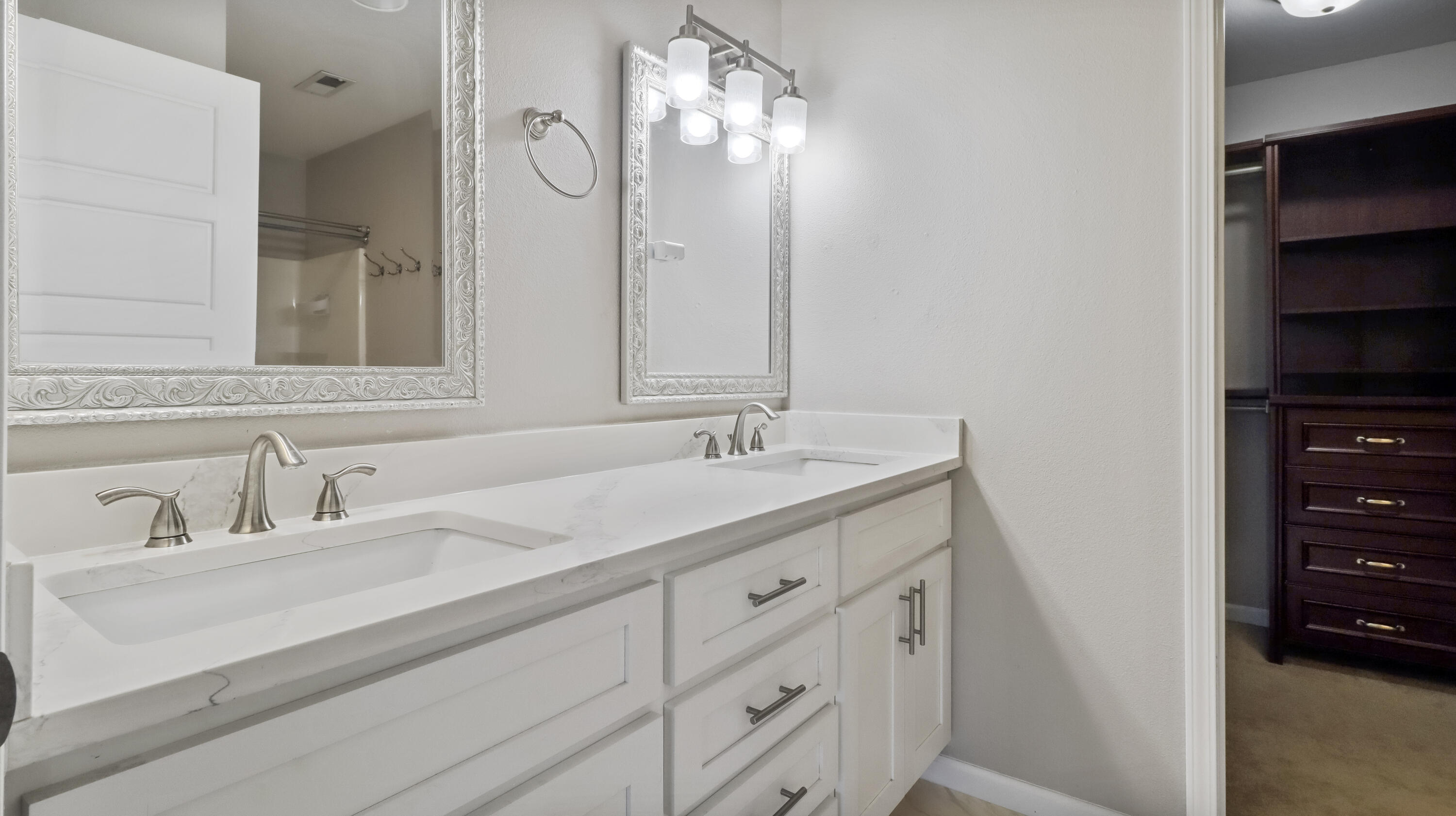 2607 Mayfield Drive Property Photo 16