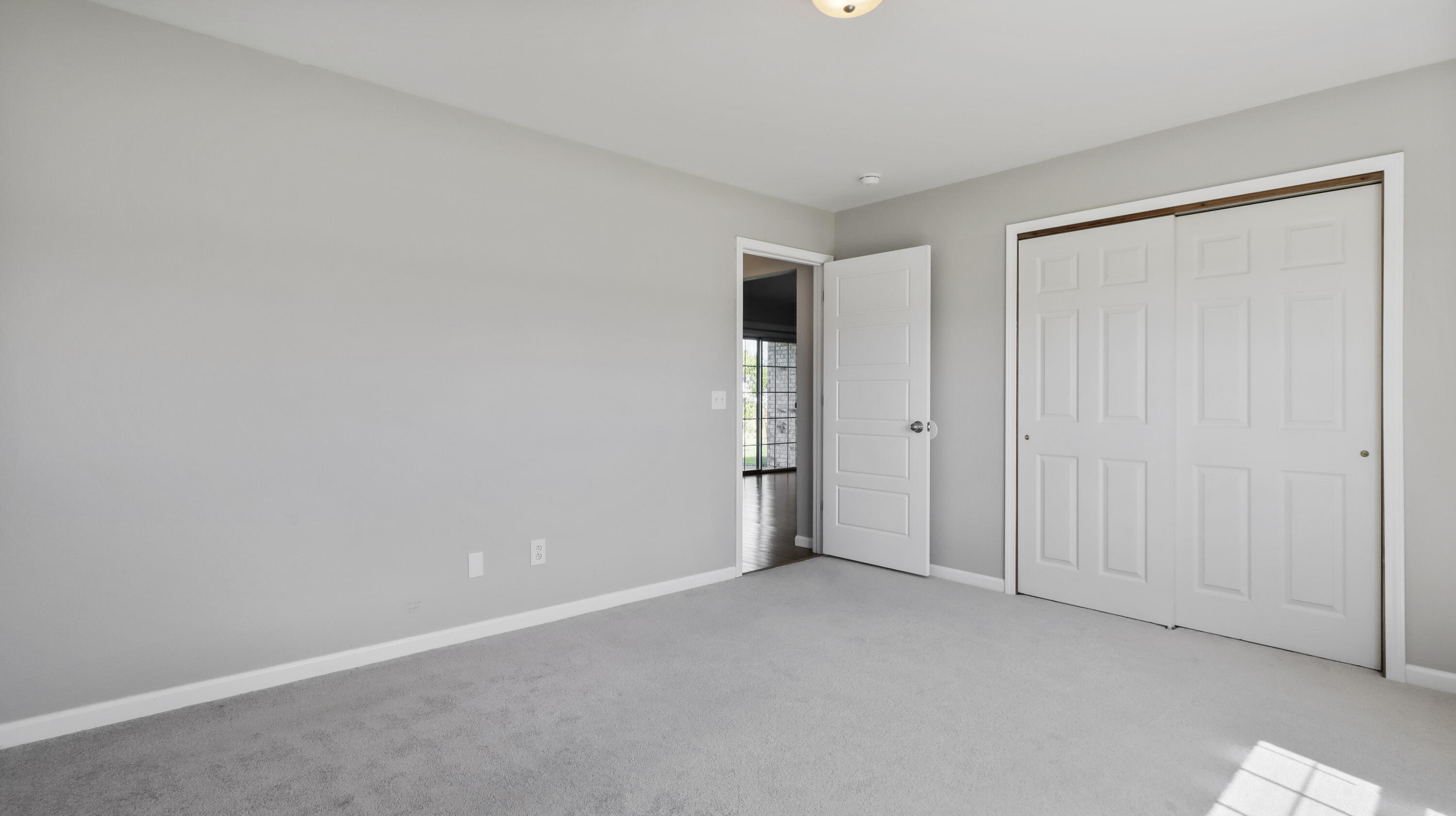 2607 Mayfield Drive Property Photo 20