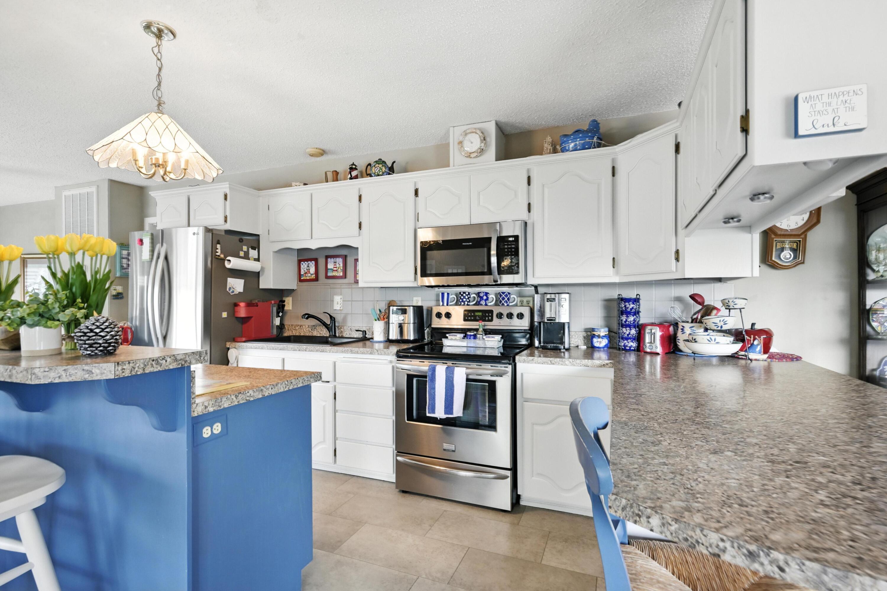 28136 Lone Pine Road Road Property Photo 17