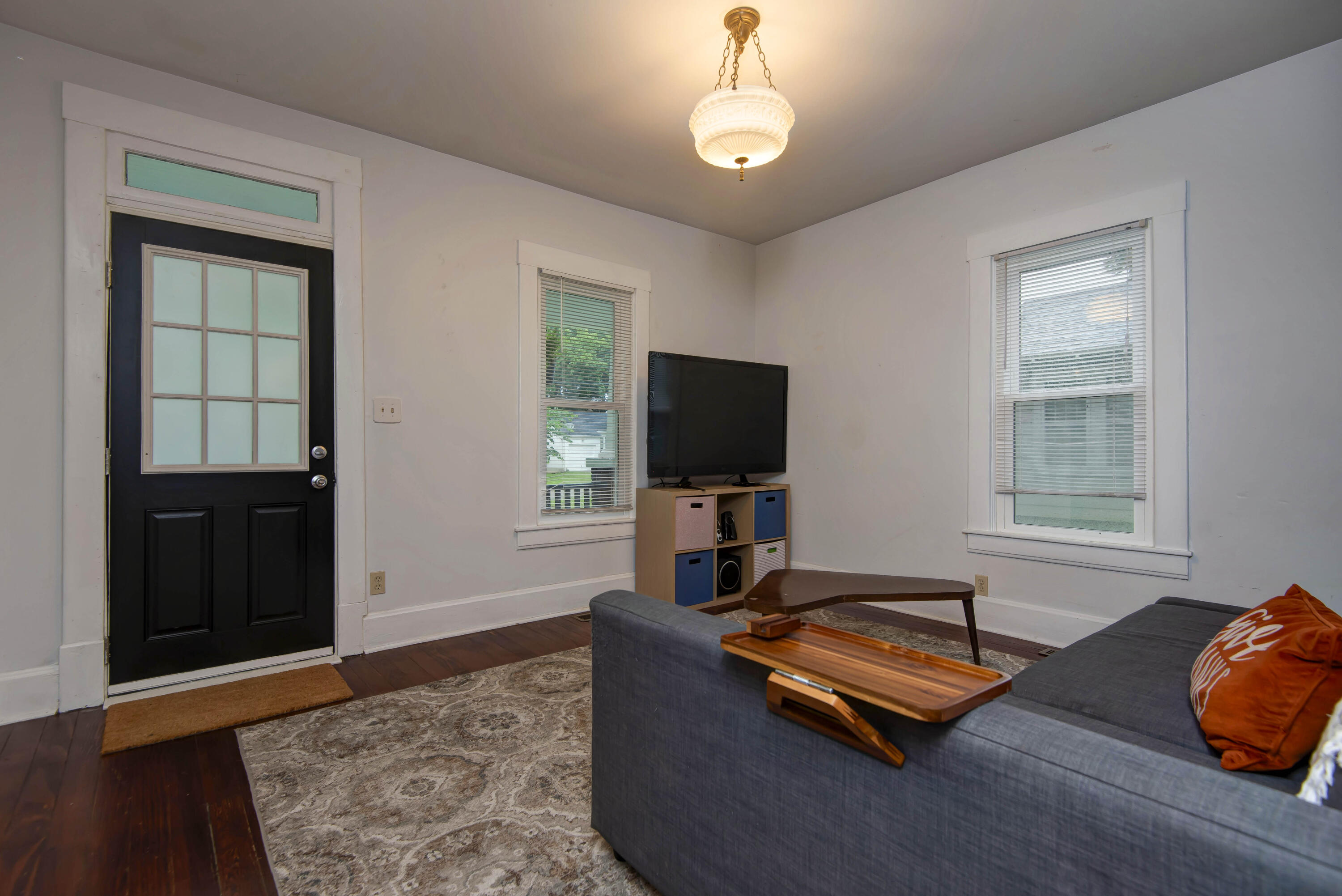 1510 East Mcdaniel Street Property Photo 4