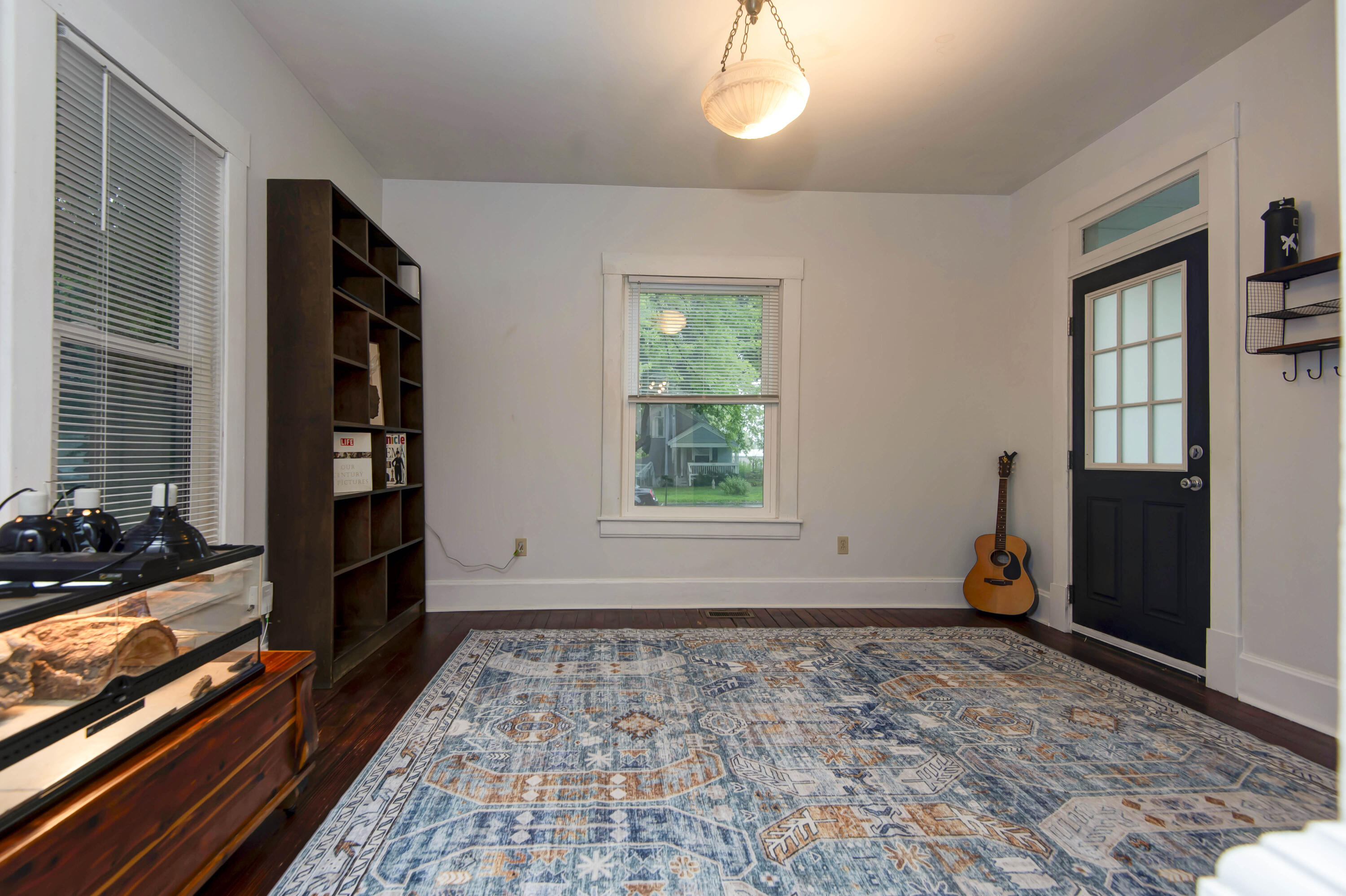 1510 East Mcdaniel Street Property Photo 6