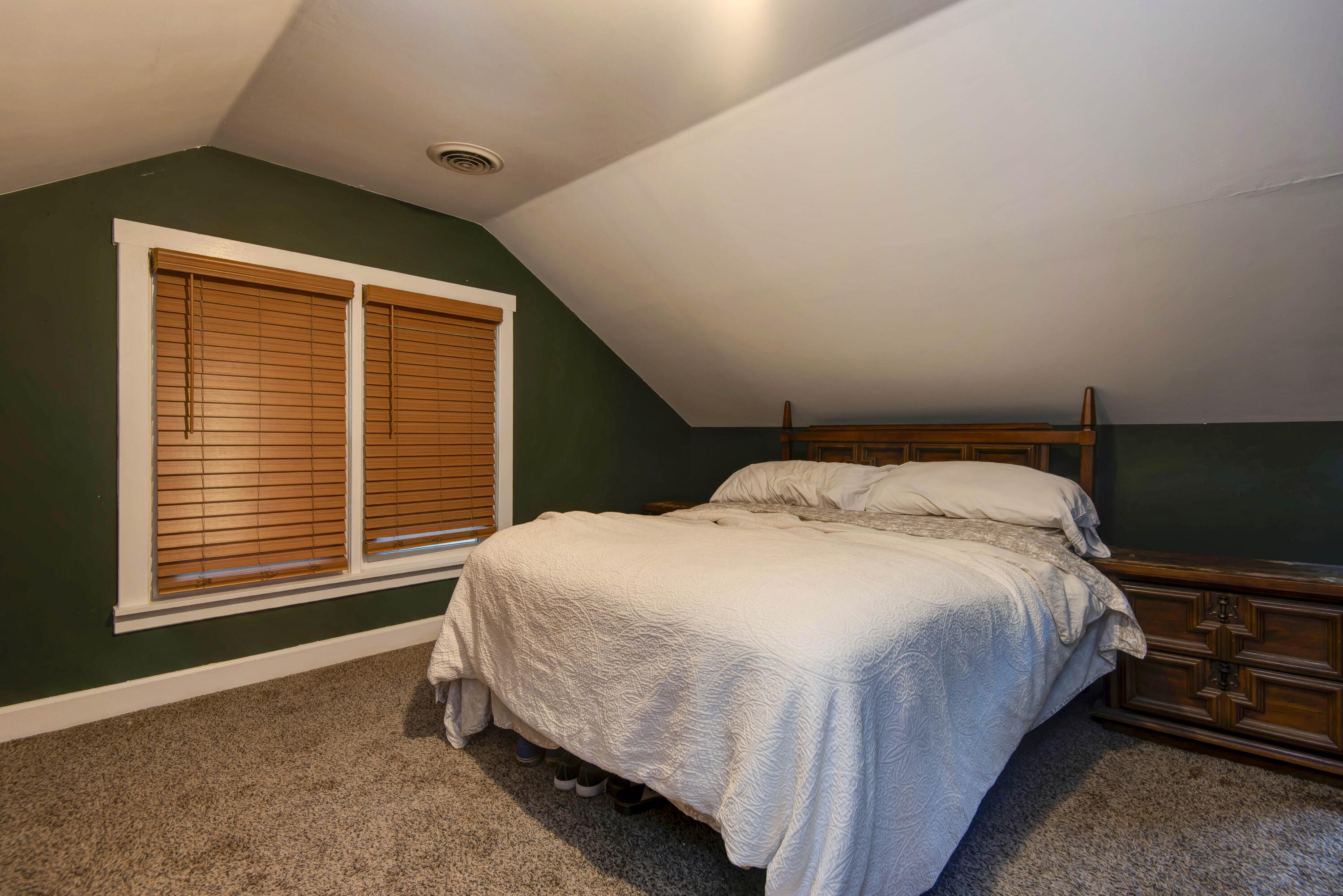 1510 East Mcdaniel Street Property Photo 17