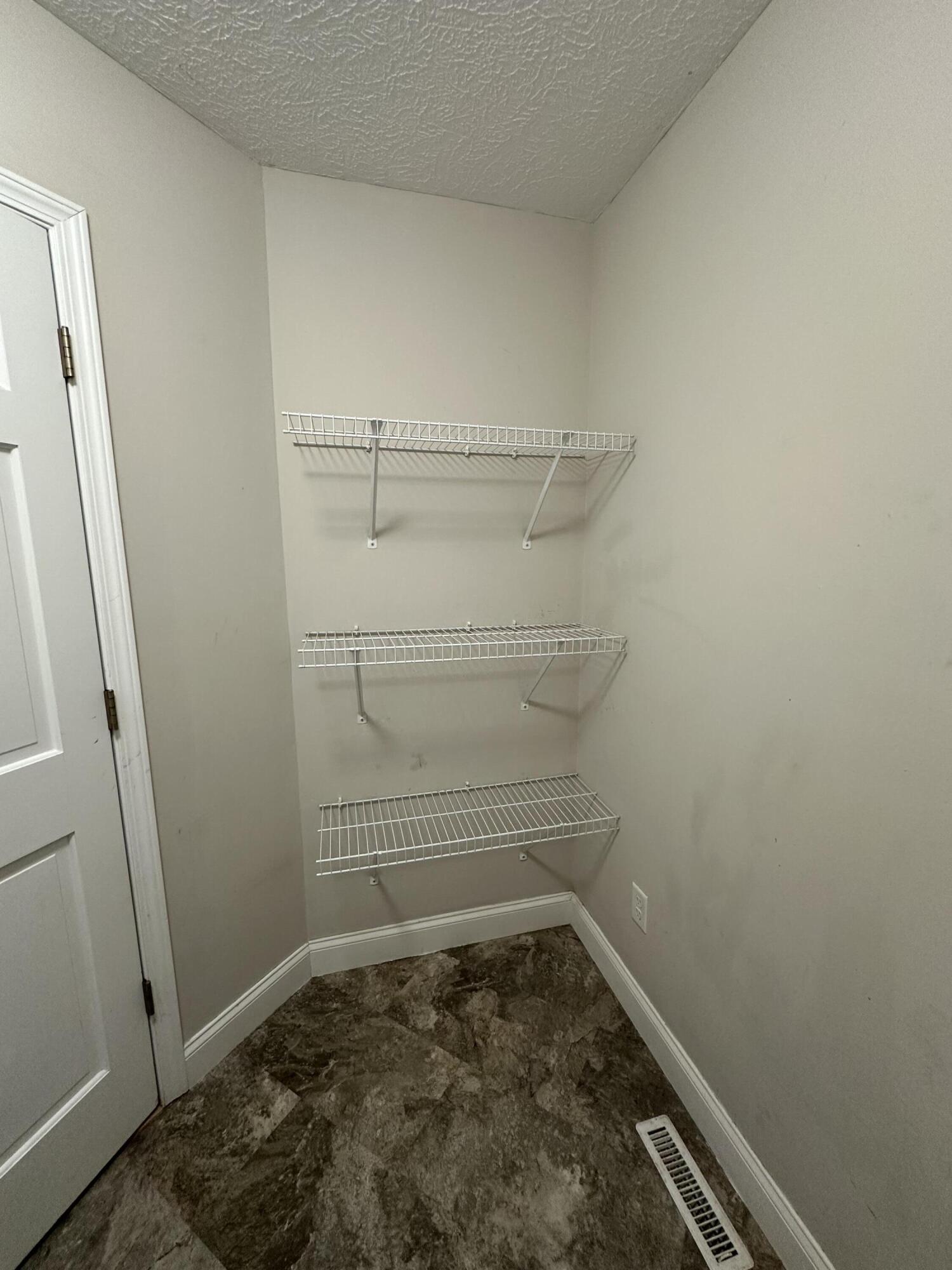 824 North Vermillion Drive Property Photo 25