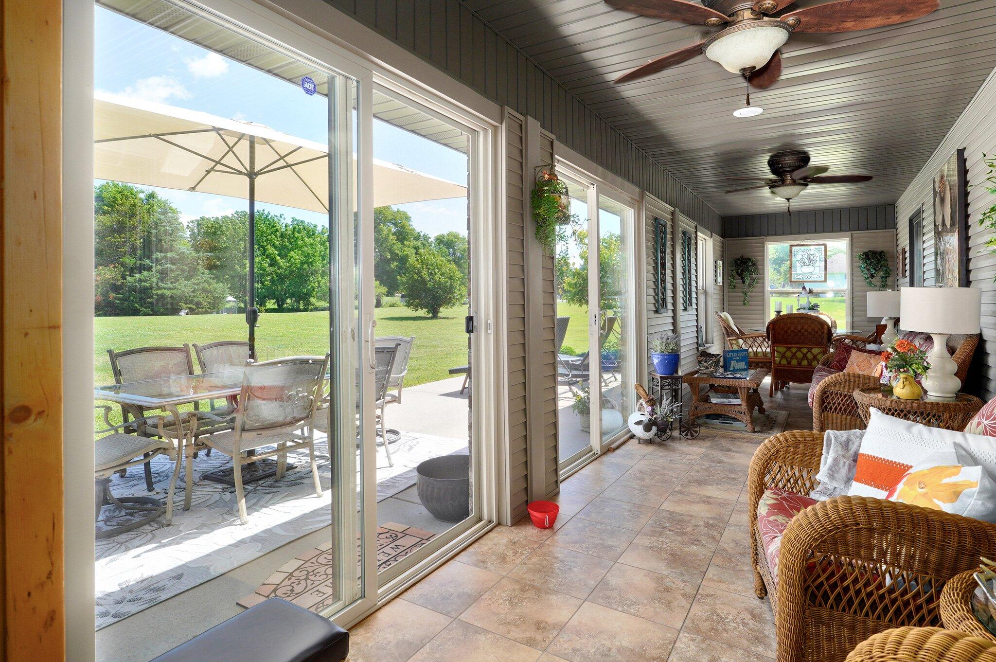6415 East Farm Road 186 Property Photo 29