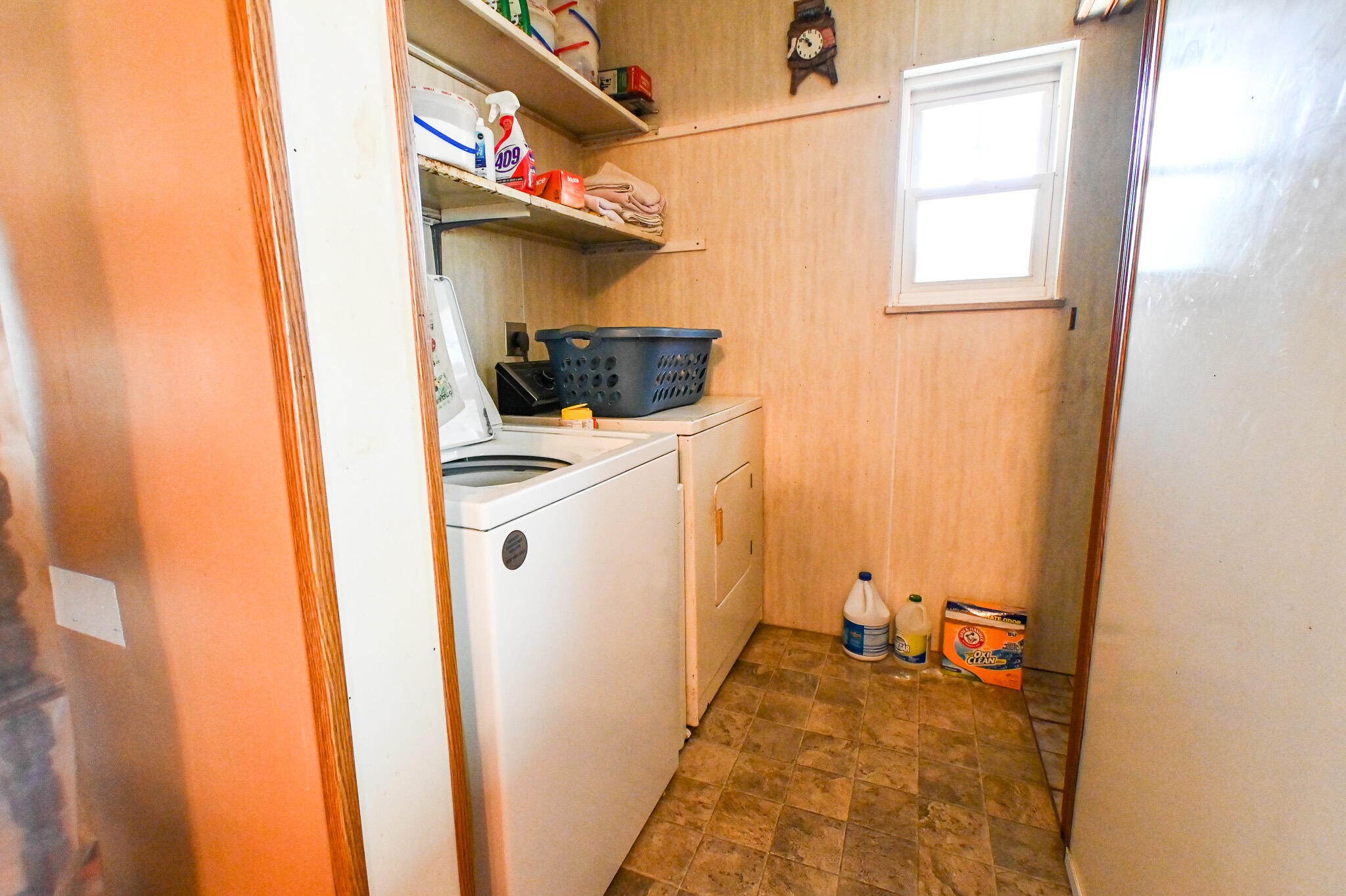 103 West 3rd Street Property Photo 14
