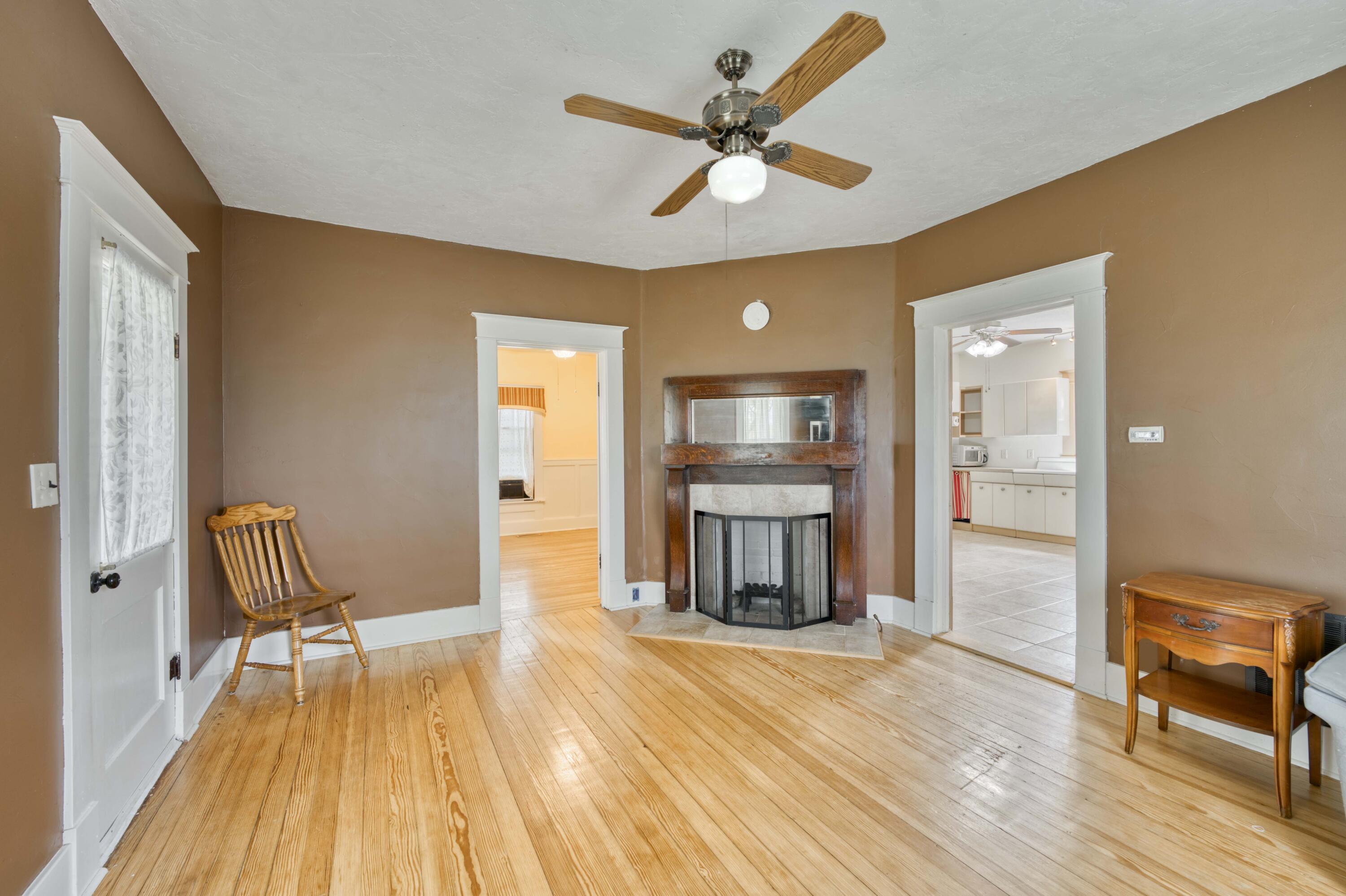 6701 Lawrence 1242 Property Photo 3
