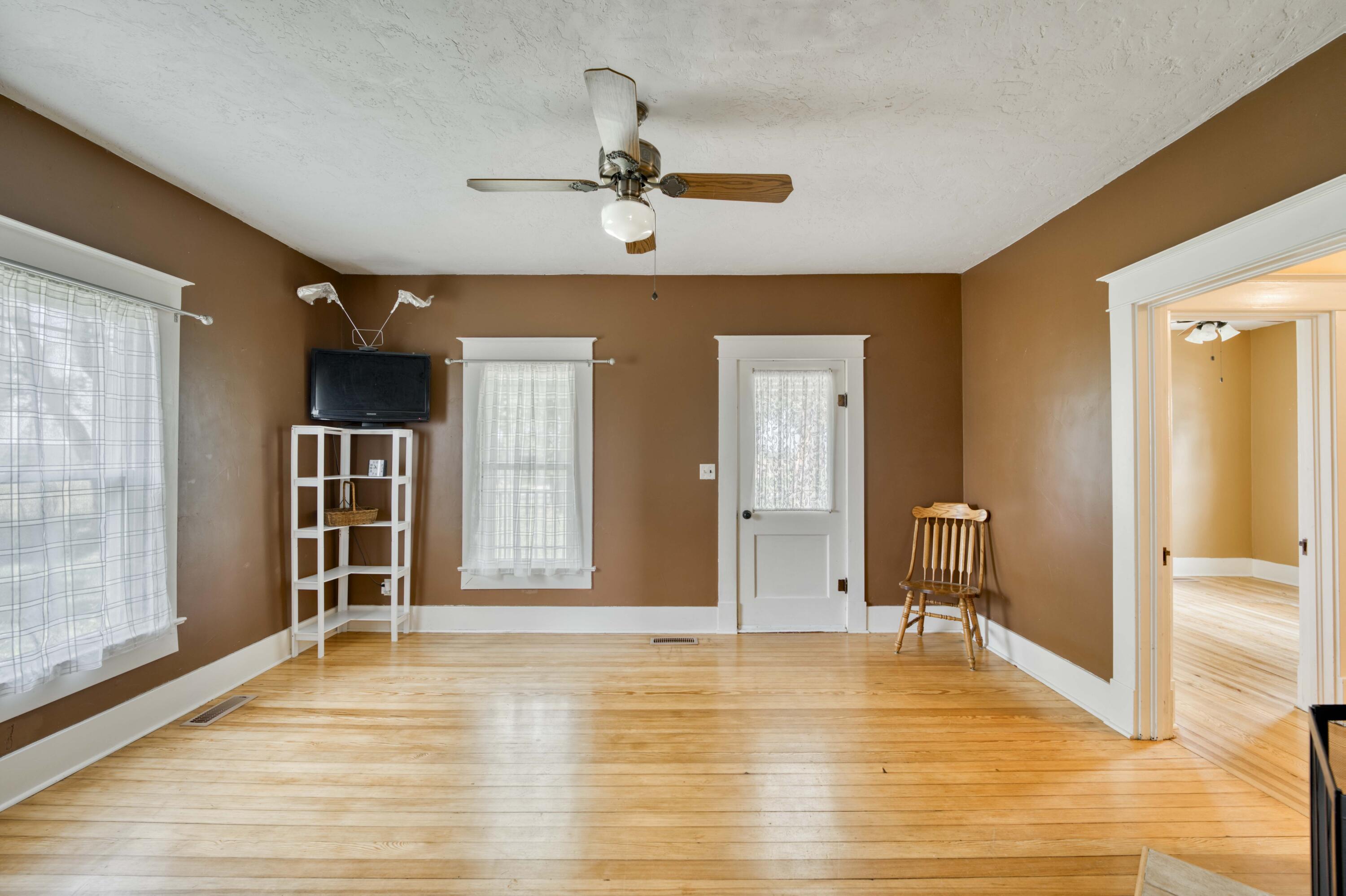 6701 Lawrence 1242 Property Photo 5
