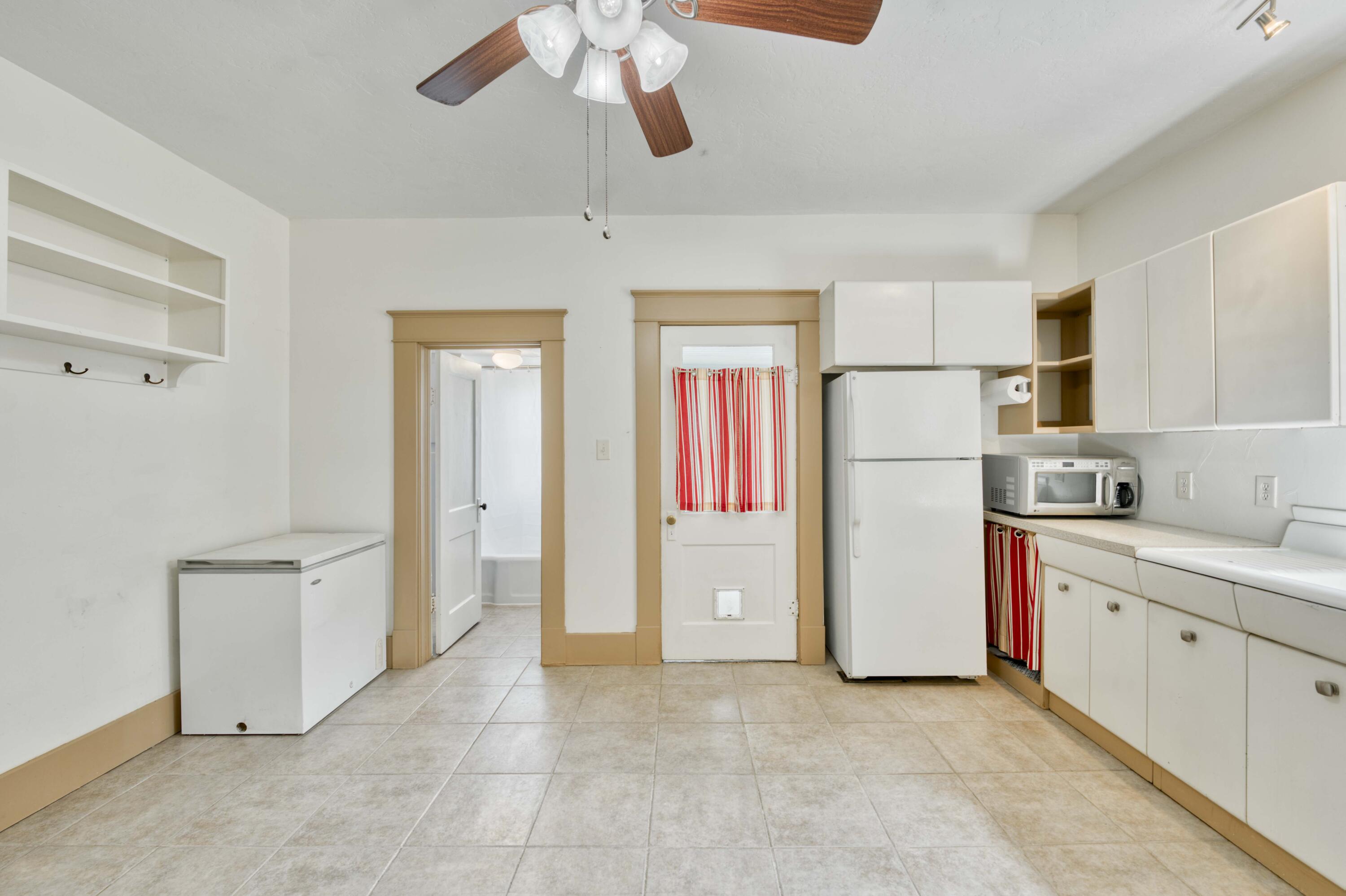 6701 Lawrence 1242 Property Photo 15