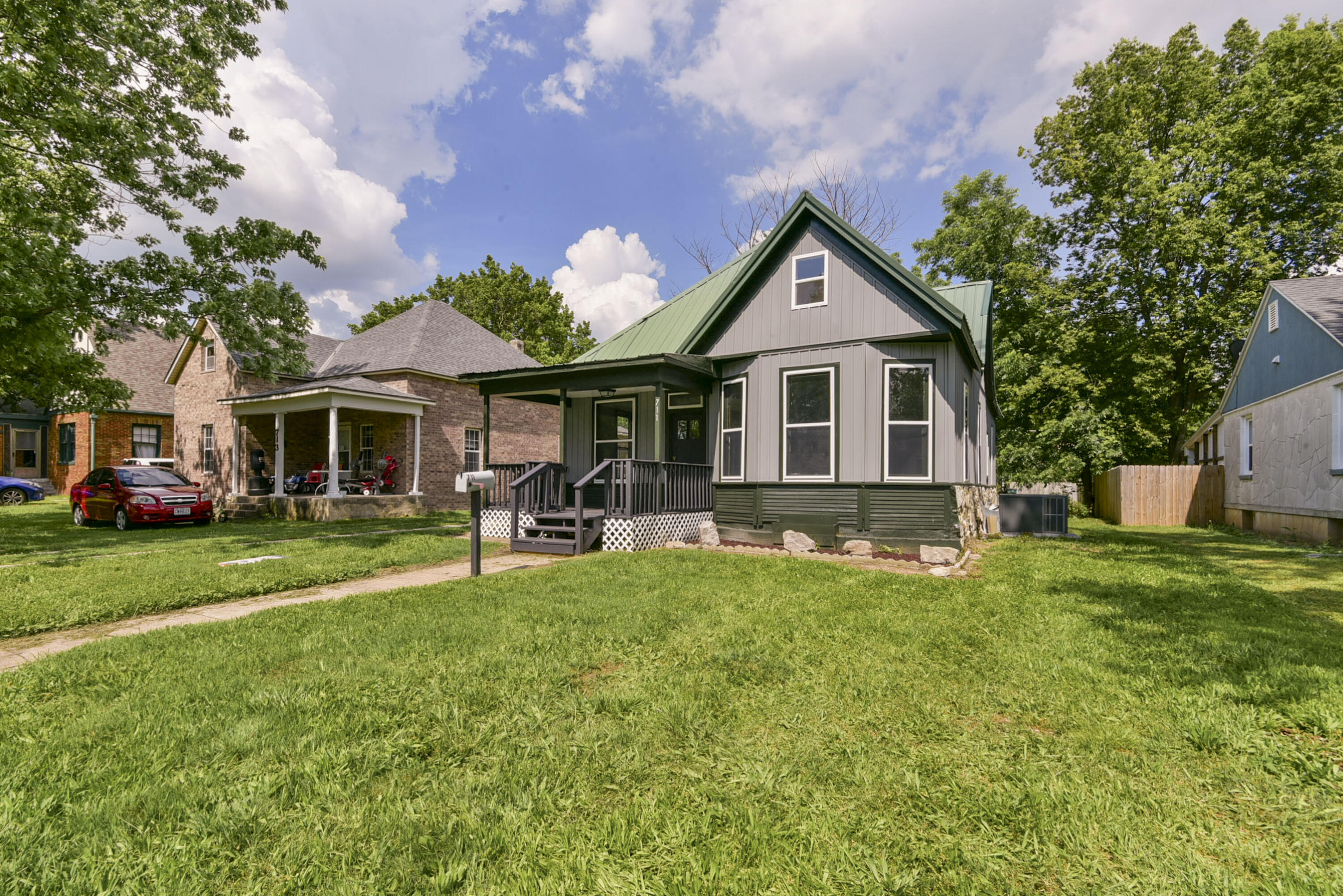 711 Frisco Street Property Photo 1