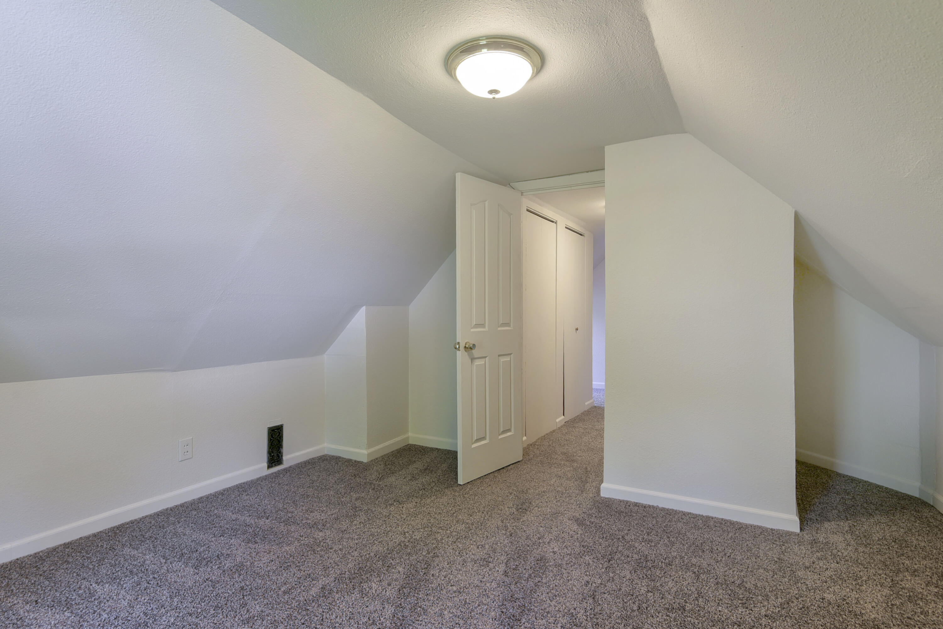 711 Frisco Street Property Photo 32
