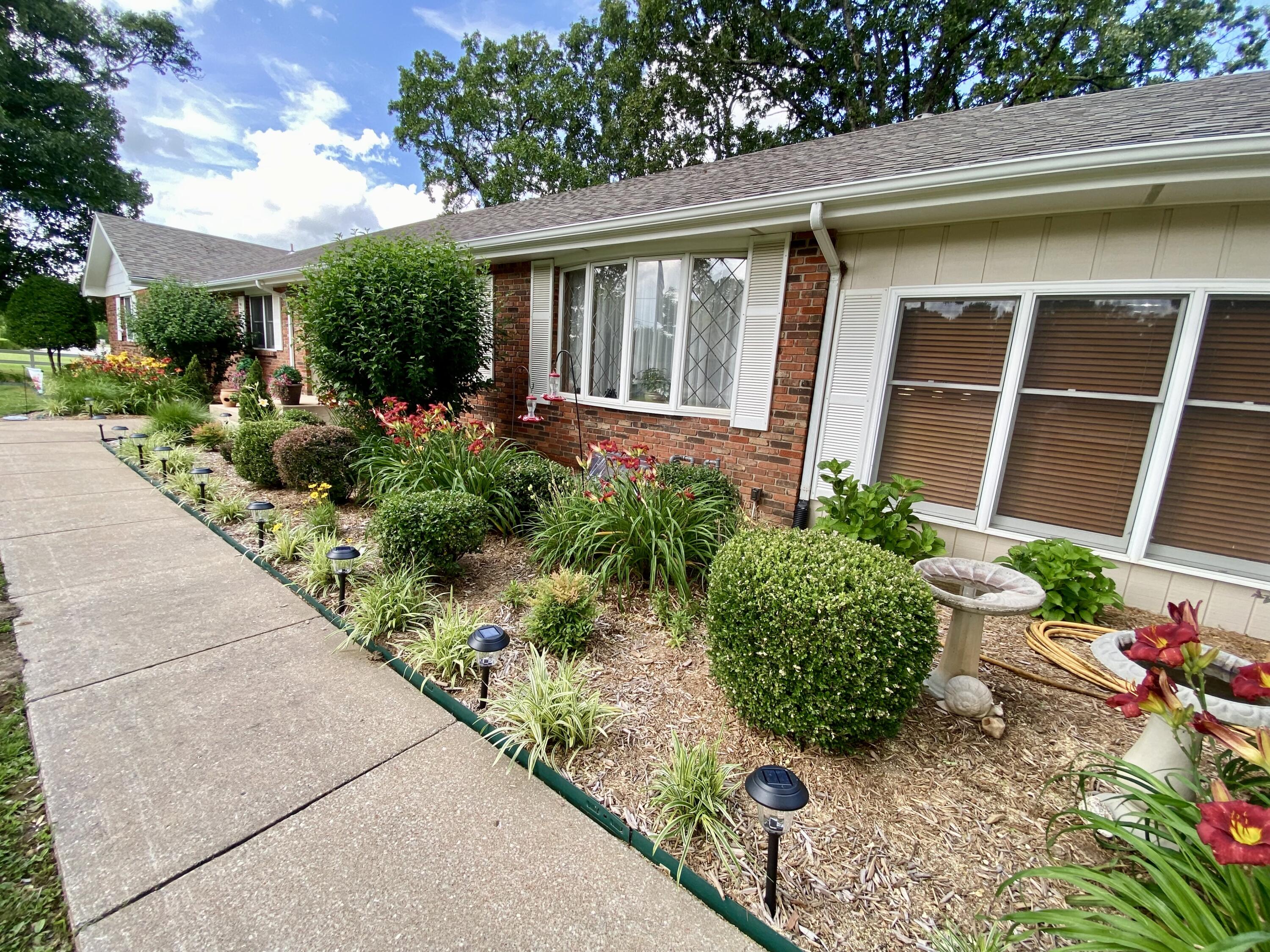 1605 South Park Avenue Property Photo 8