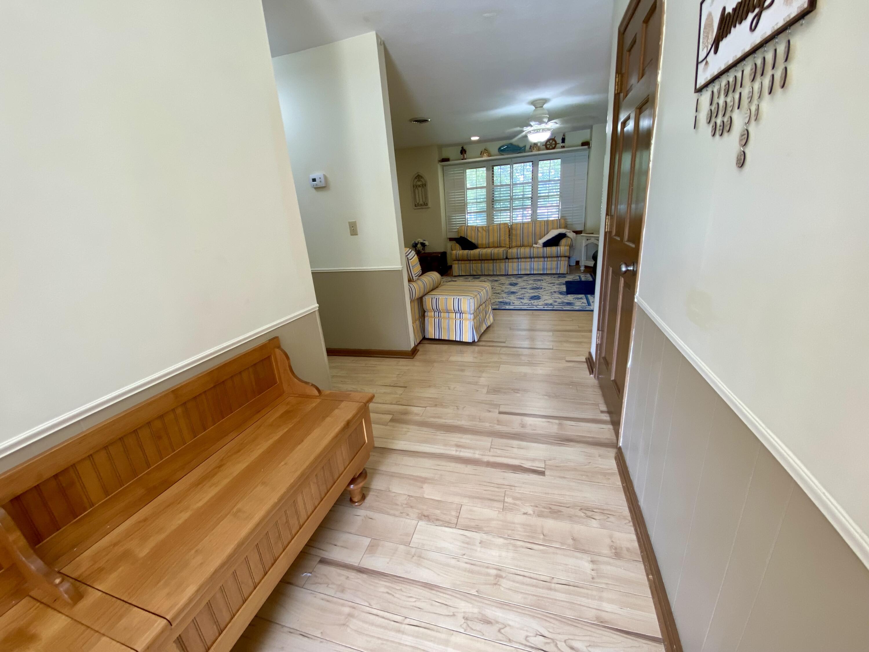 1605 South Park Avenue Property Photo 11