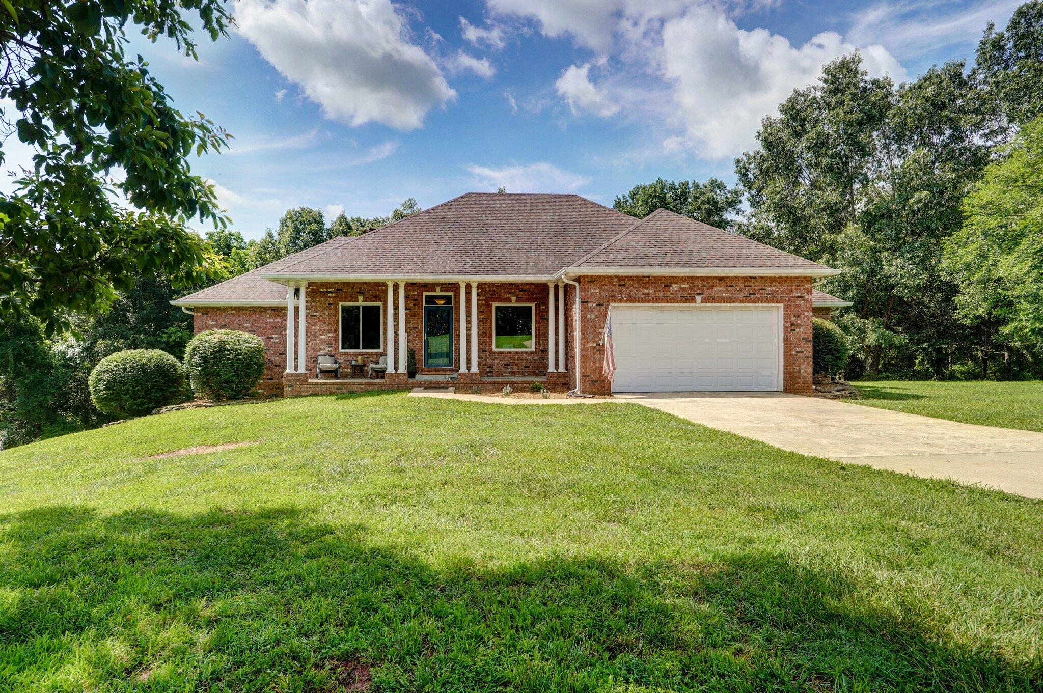 784 State Highwayy U Property Photo 1