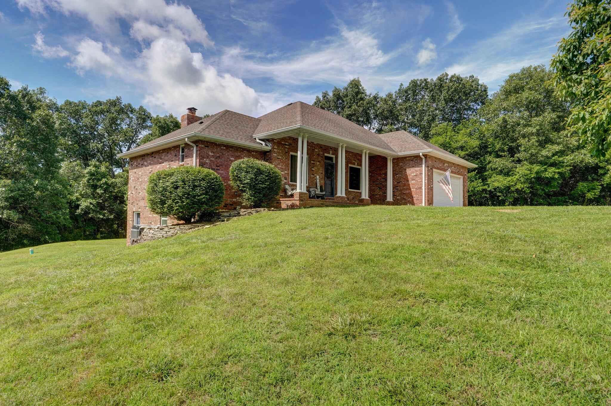 784 State Highwayy U Property Photo 5