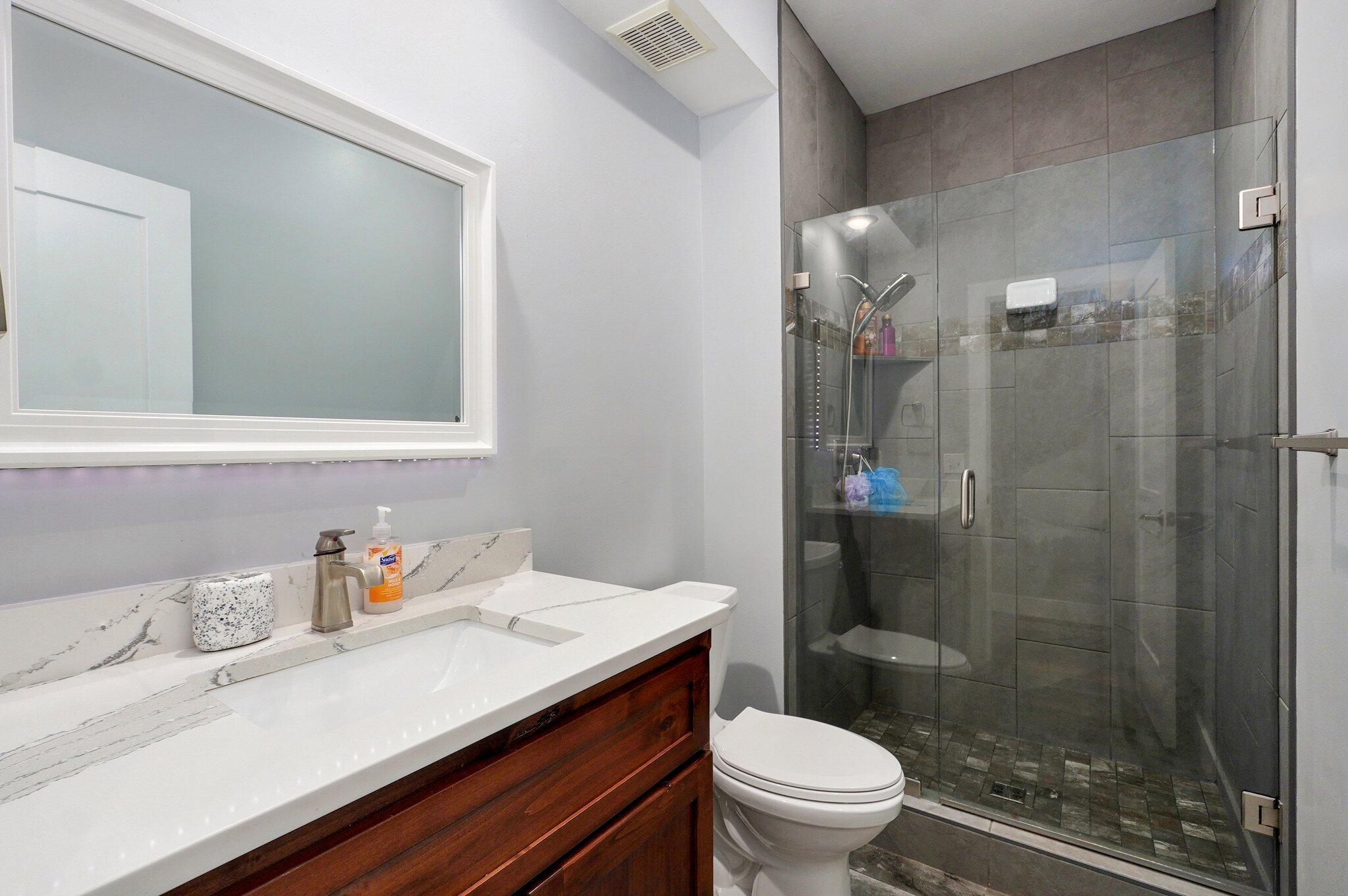 784 State Highwayy U Property Photo 32