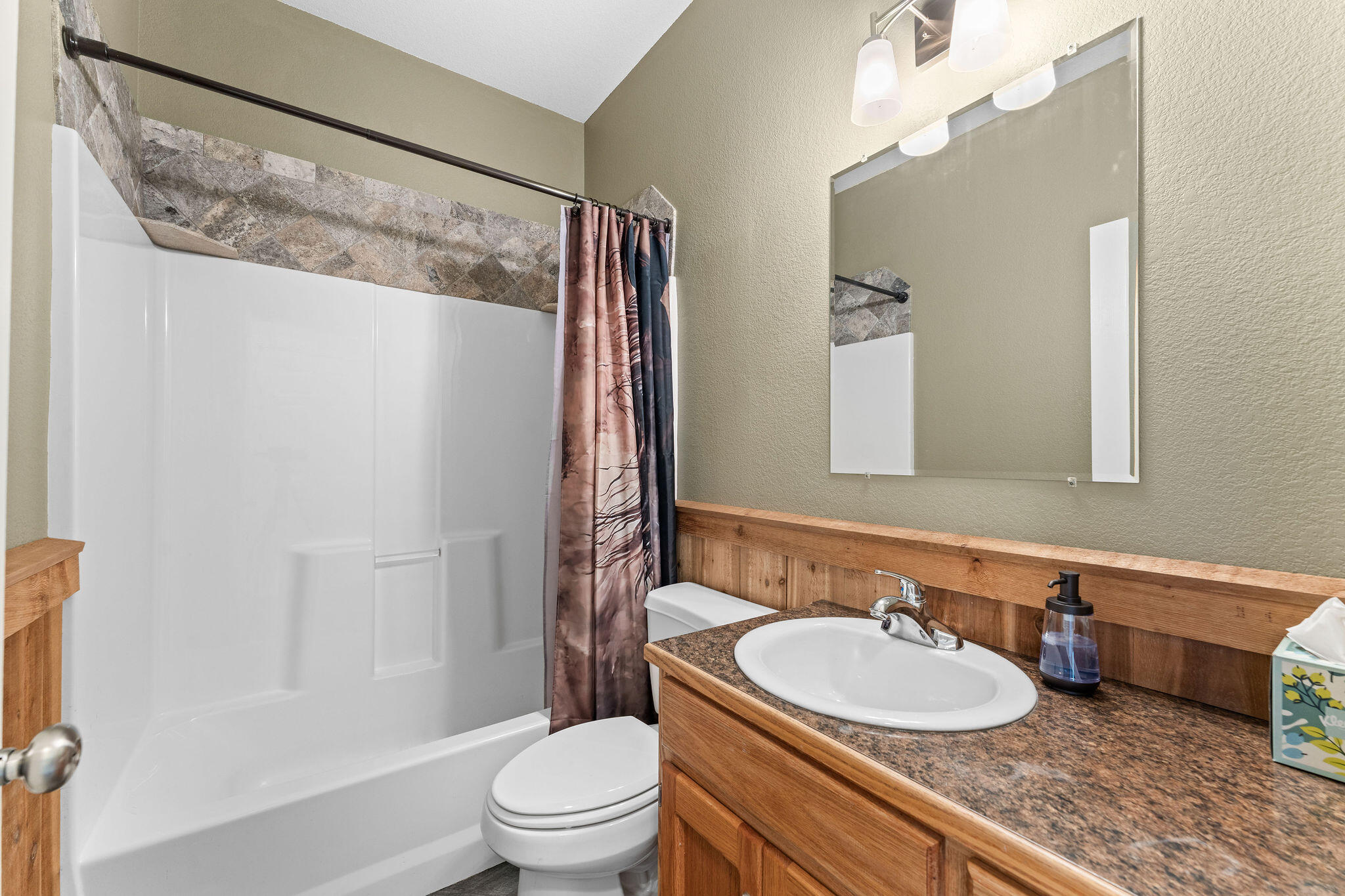 519 Iowa Colony Road Property Photo 18