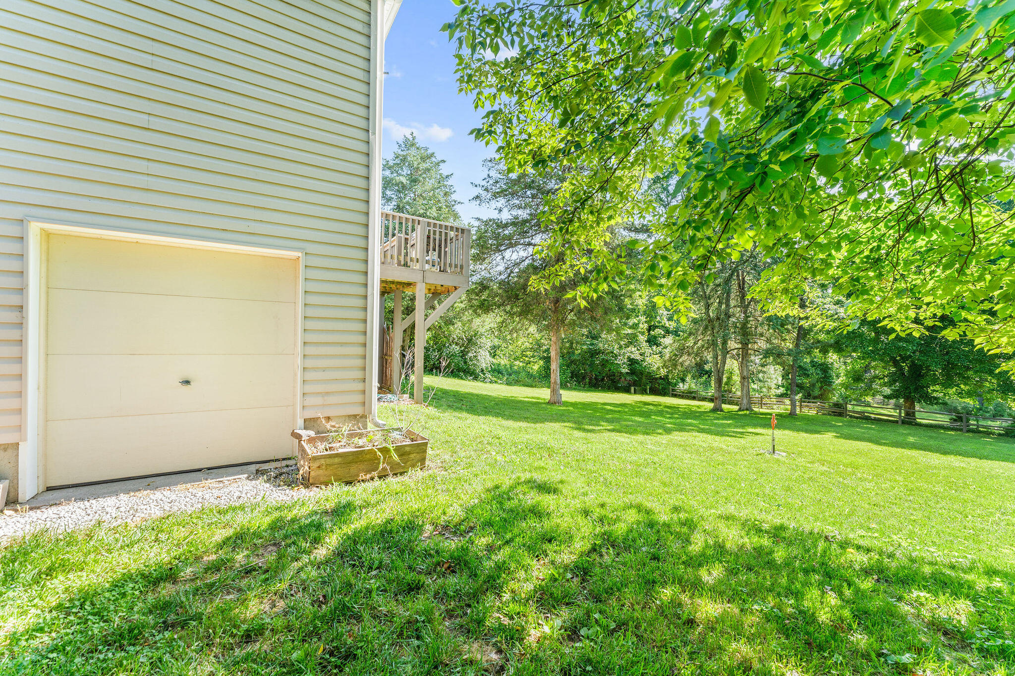 519 Iowa Colony Road Property Photo 20