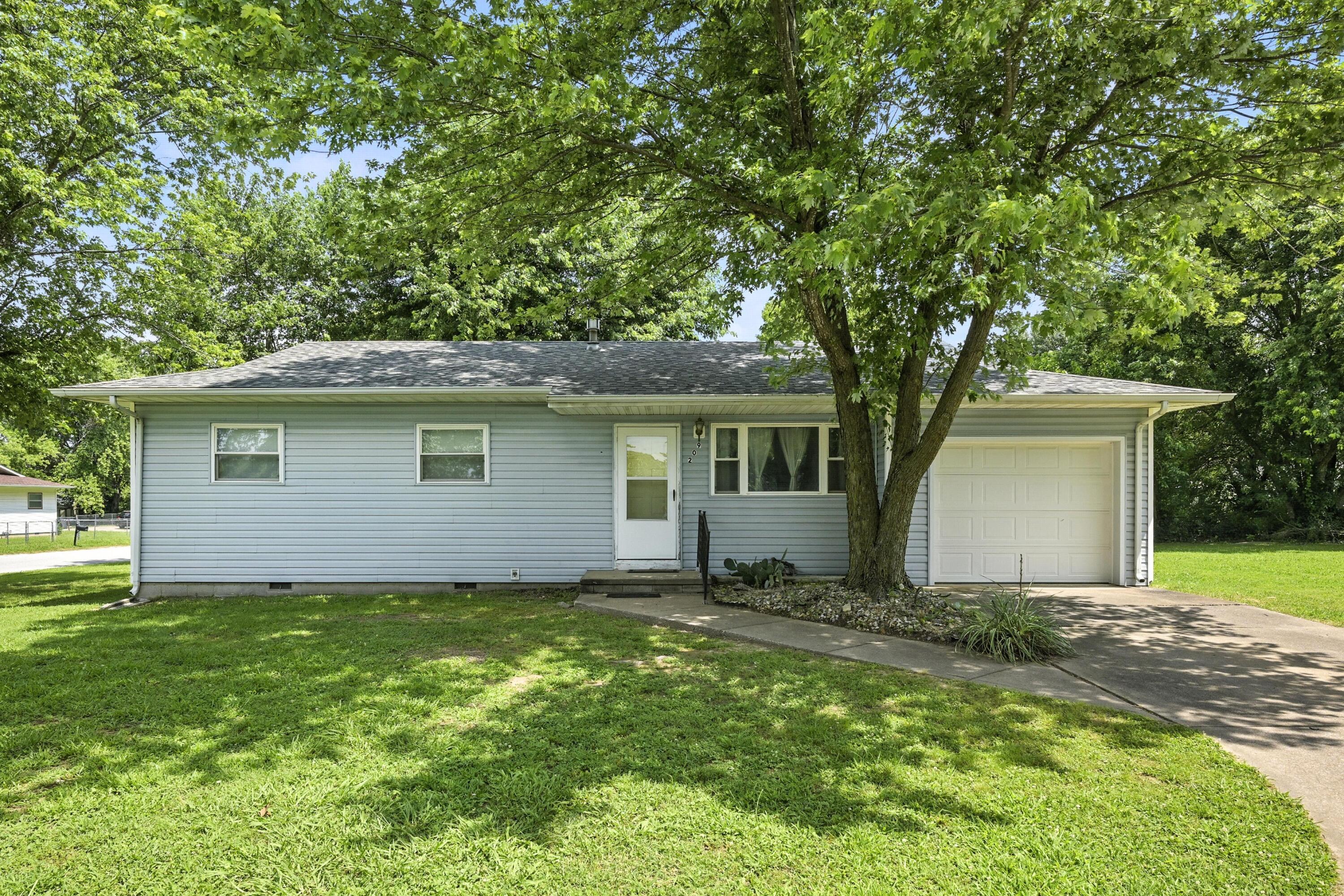 209 West Pinto Street Property Photo 1
