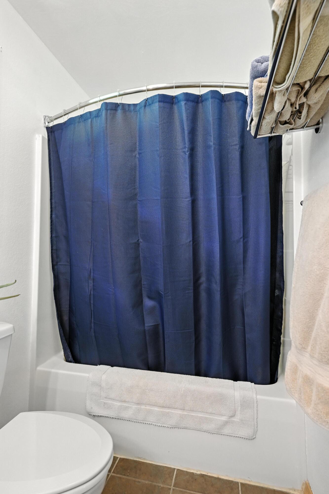 22562 Air Park Drive Property Photo 18