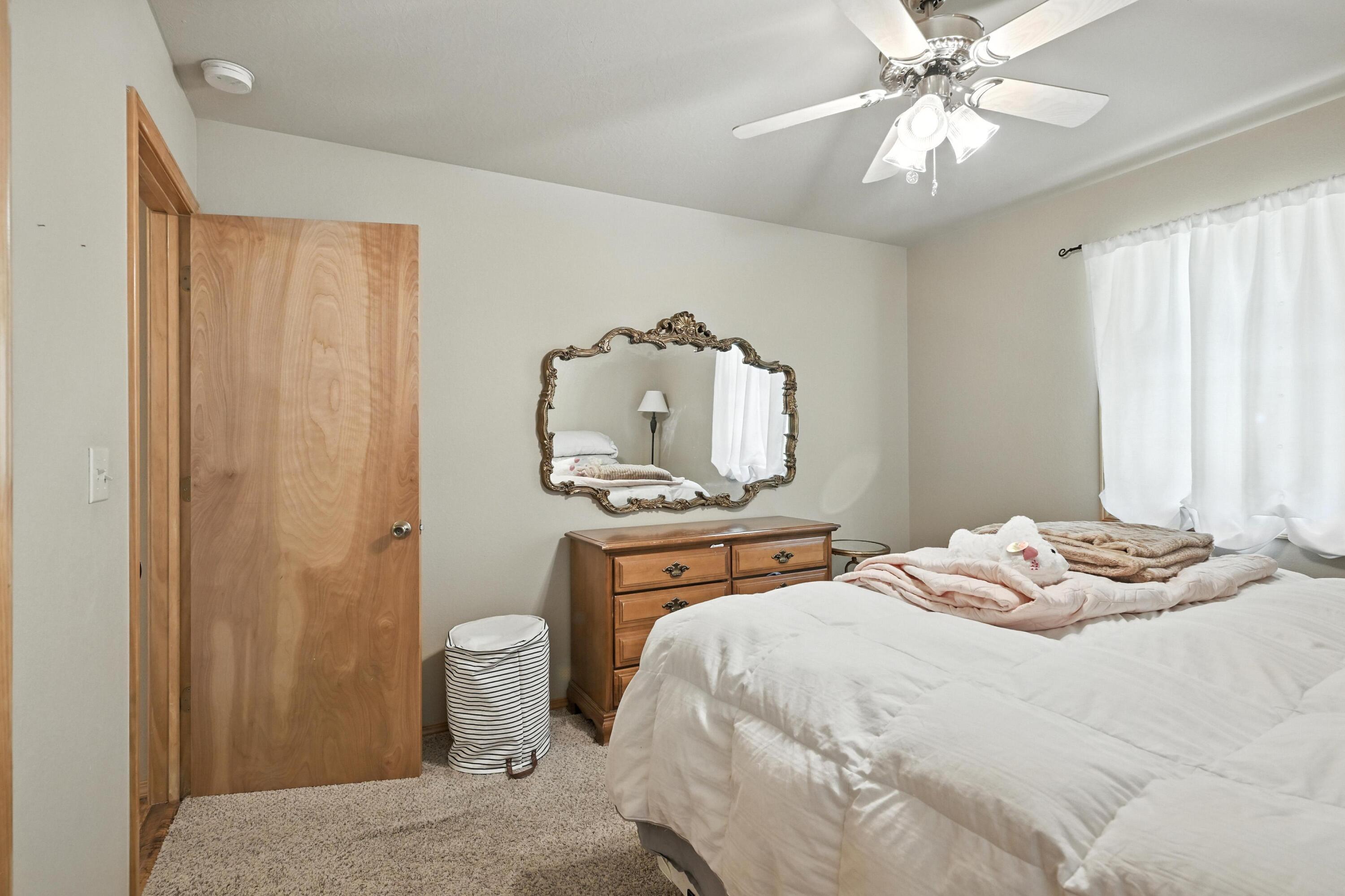 22562 Air Park Drive Property Photo 24