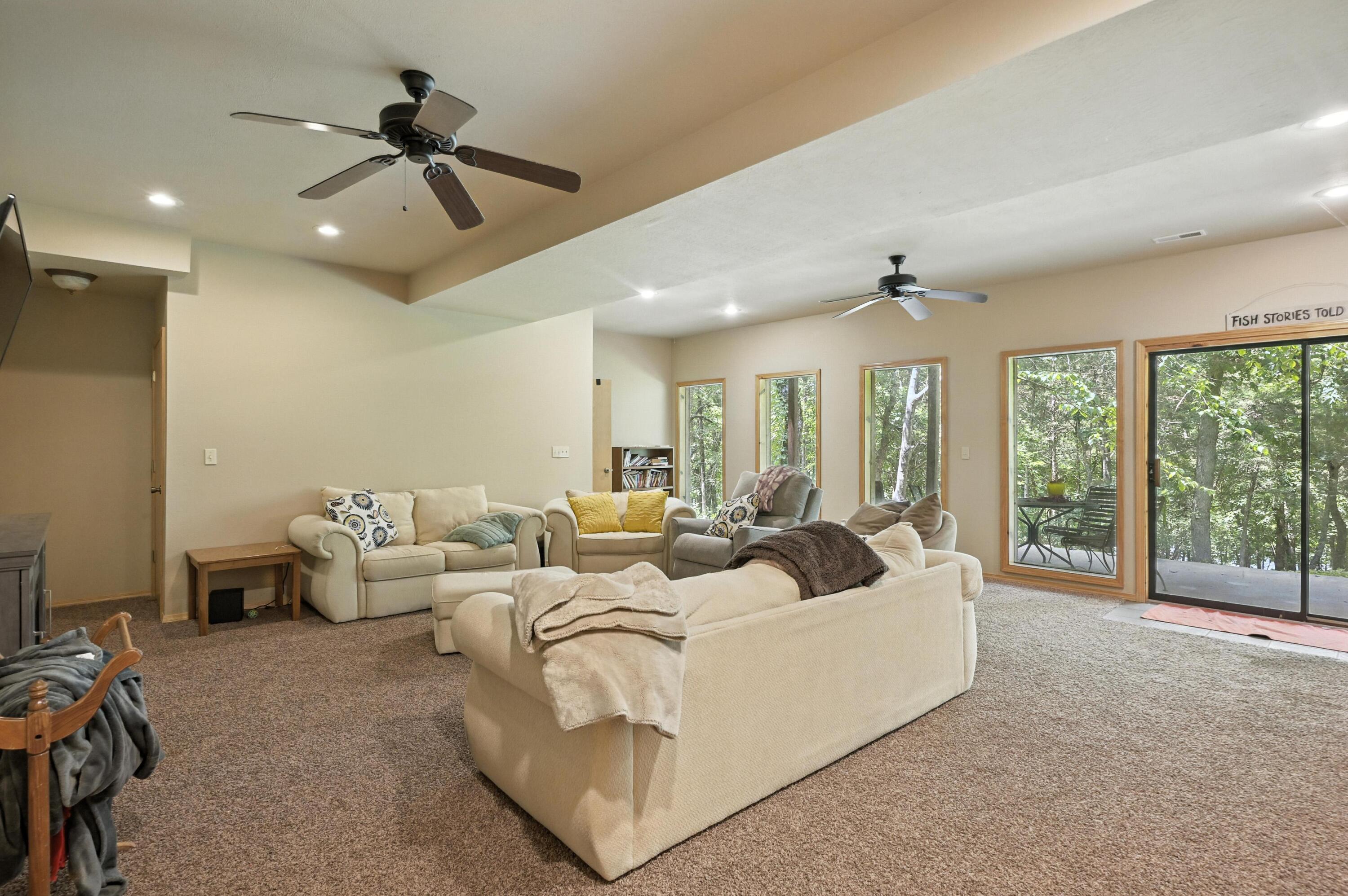 22562 Air Park Drive Property Photo 33