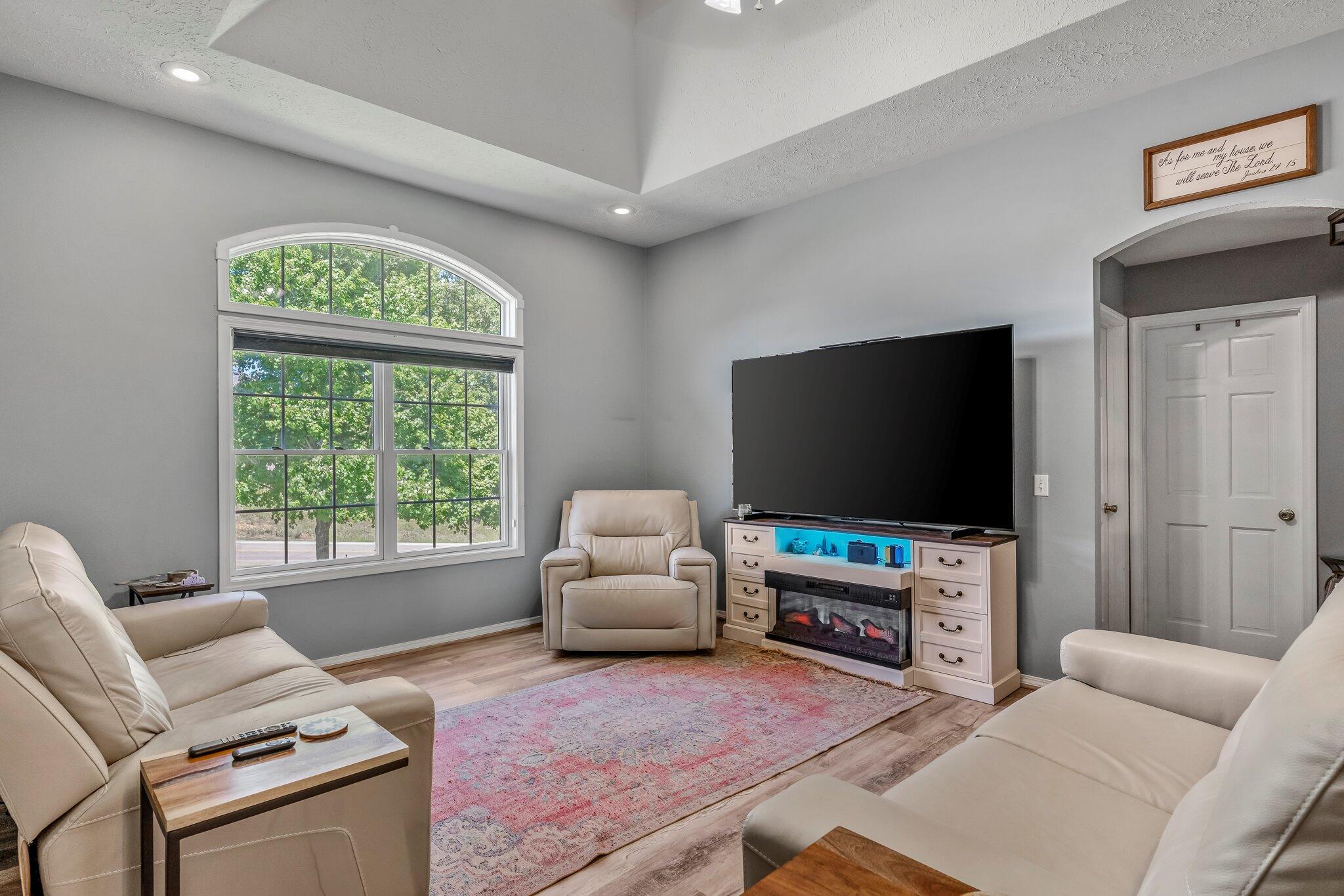 1528 North Marshall Street Property Photo 5