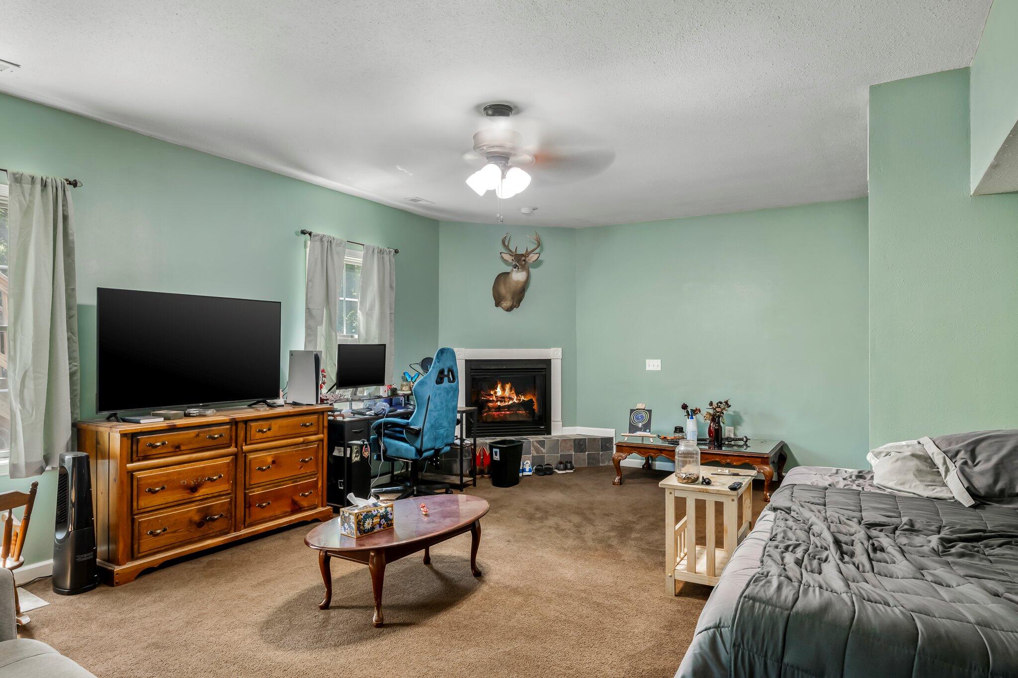 1528 North Marshall Street Property Photo 19