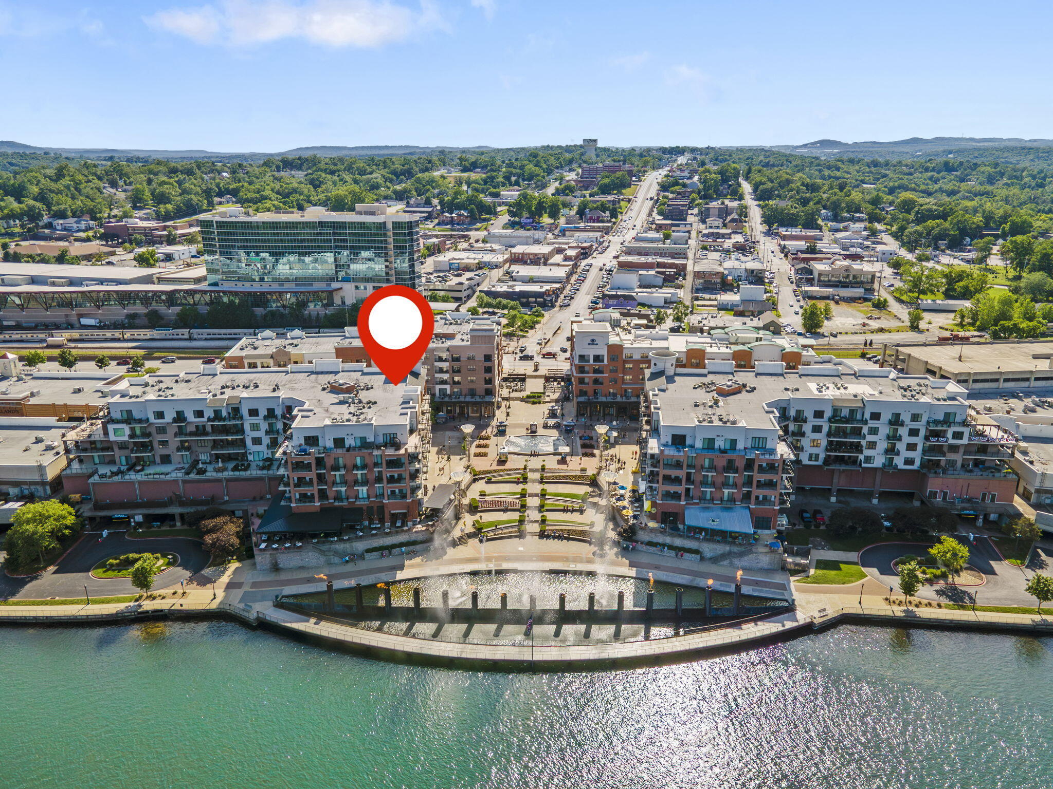 9502 Branson Landing Boulevard Property Photo 4