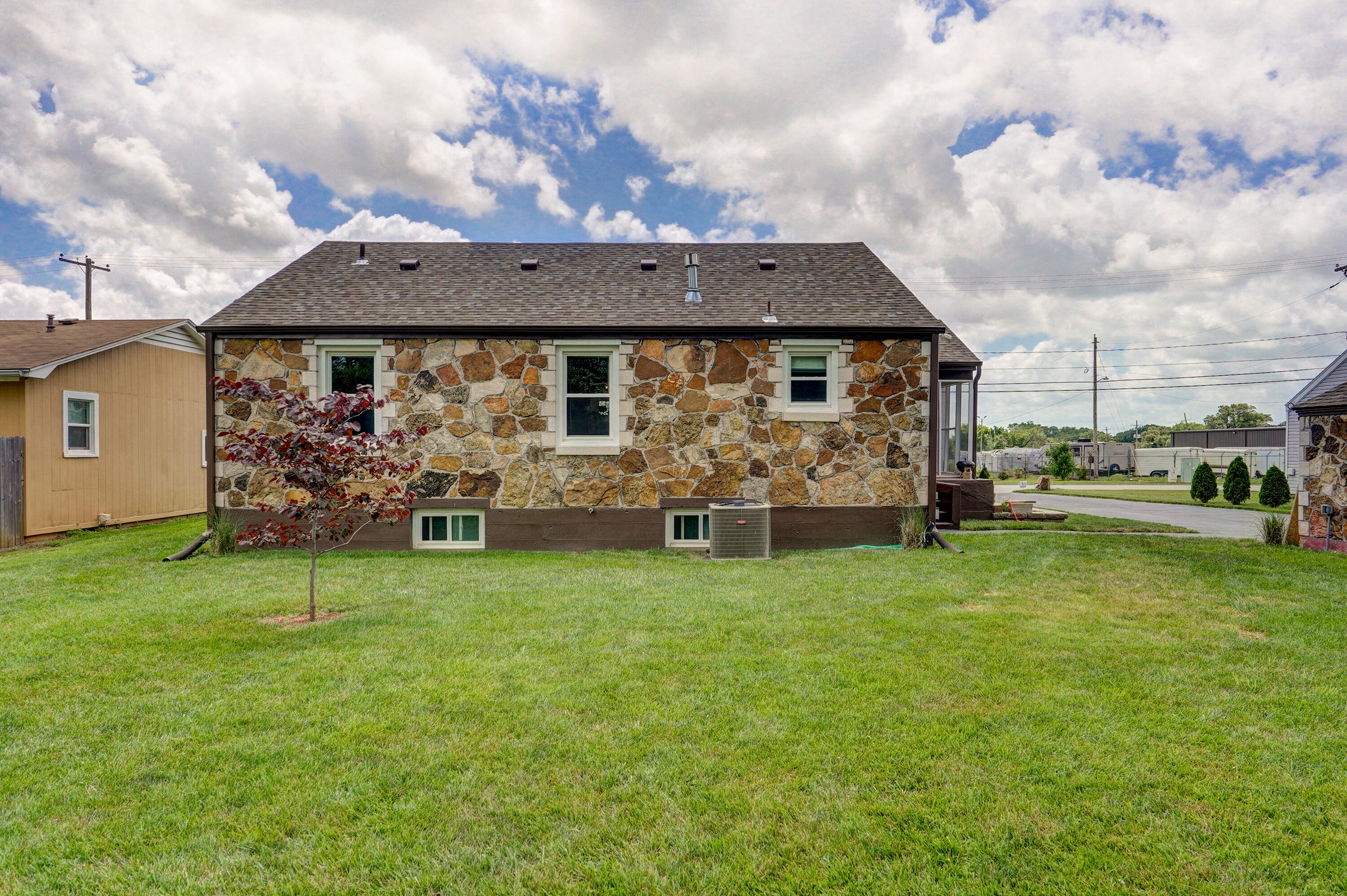 1841 East Dale Street Property Photo 36
