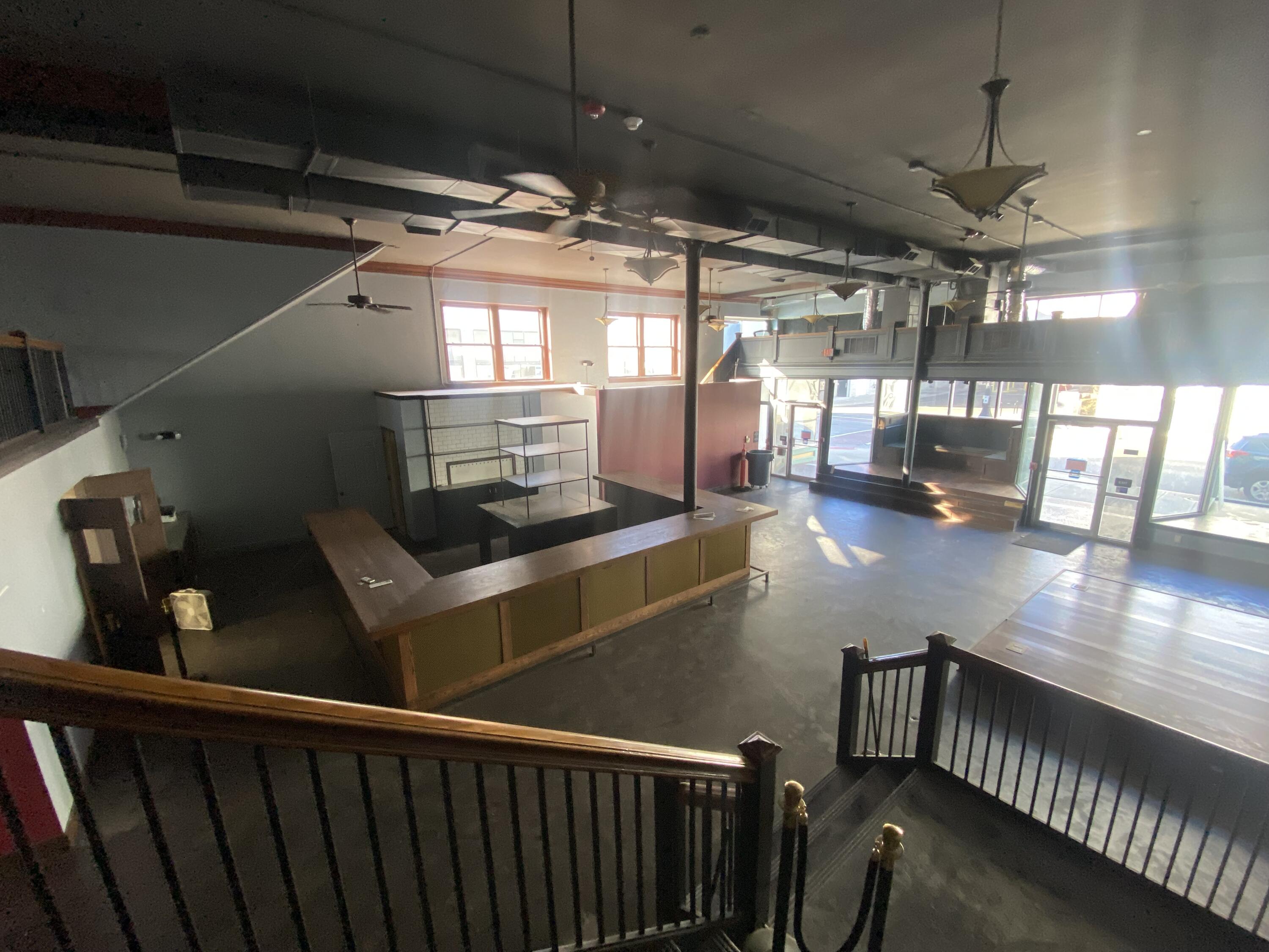 220 South Campbell Avenue Property Photo 8