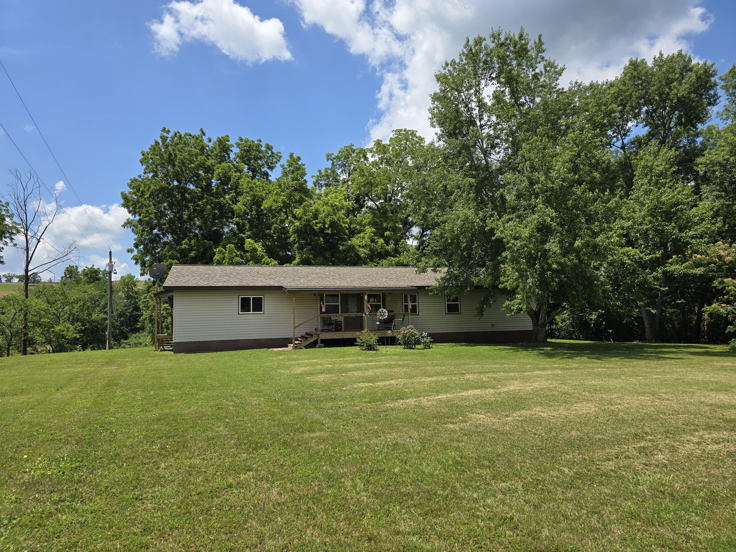 458 County Road 922 Property Photo 1